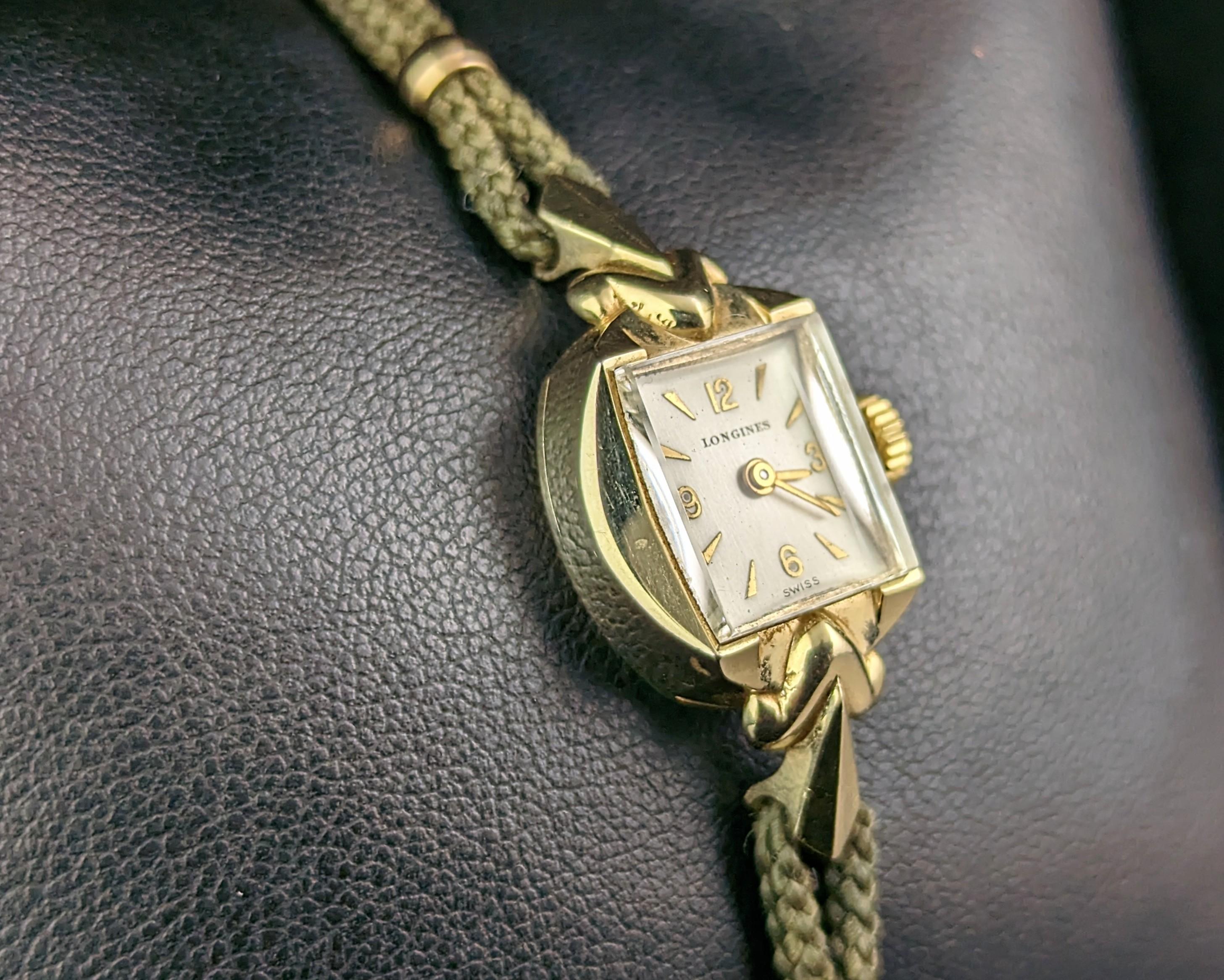 Montre-bracelet vintage pour dames Longines en or 14 carats, emballée  en vente 6