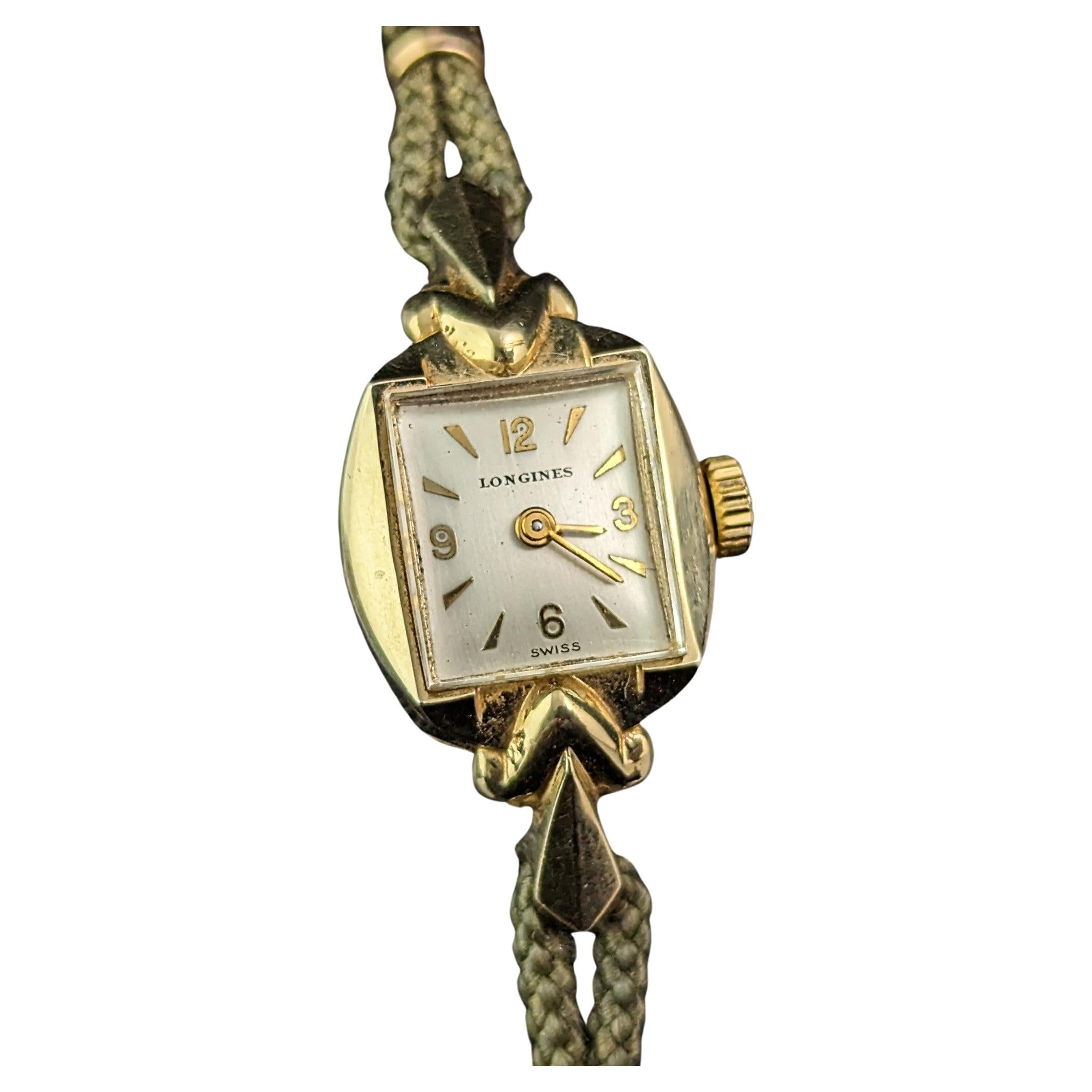 Vintage 14k gold Longines ladies wristwatch, boxed  For Sale