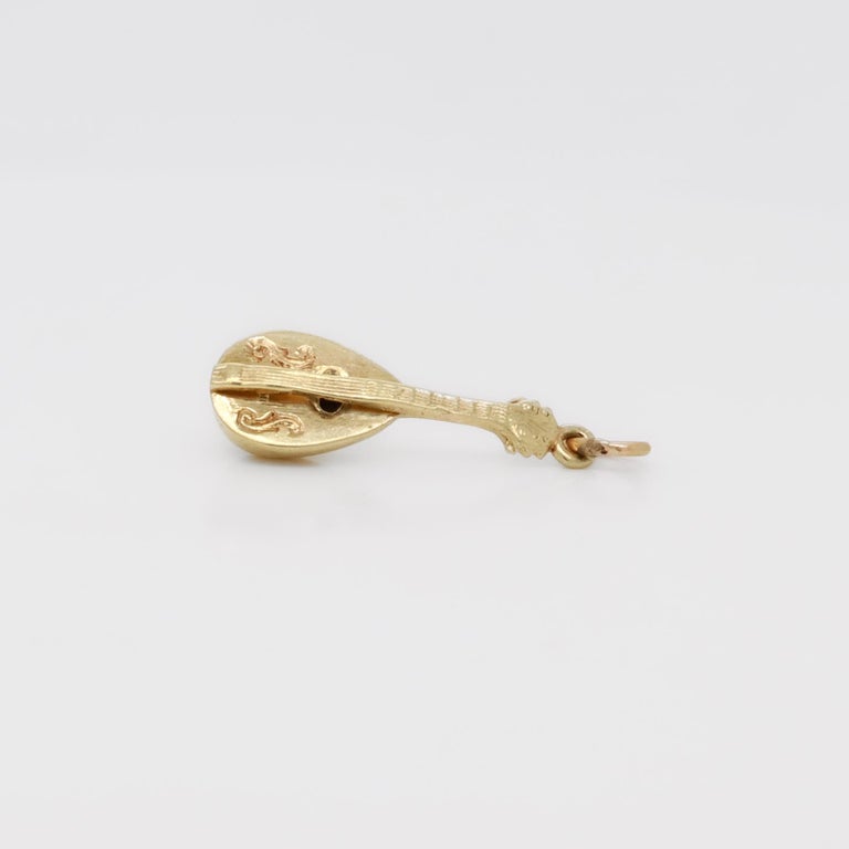 Broche Vintage Mandoline - Pièce Unique En Argenté, Parfaite Pour Les Amateurs De Musique Rétro