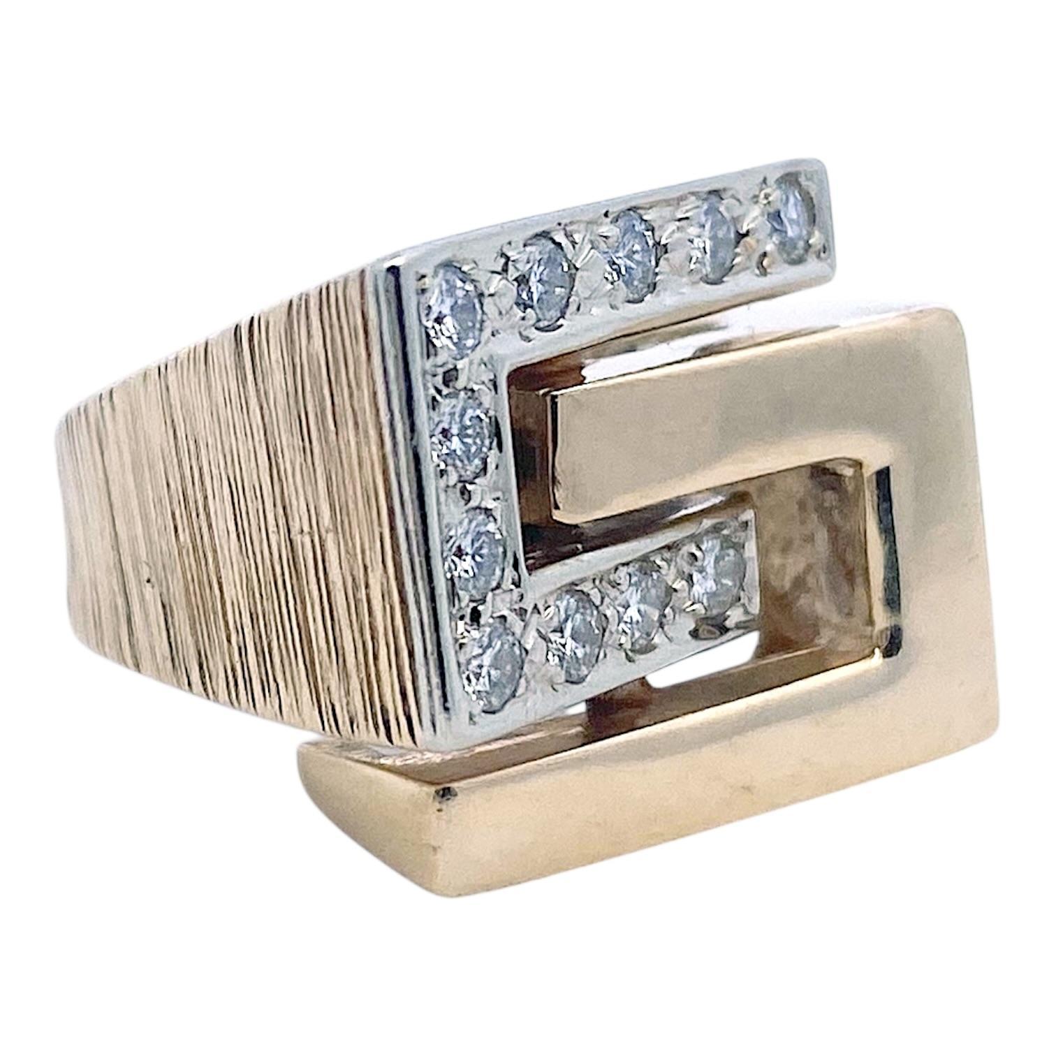 Vintage 14K Gold Mid Century Diamond Ring In Good Condition For Sale In Henderson, NV