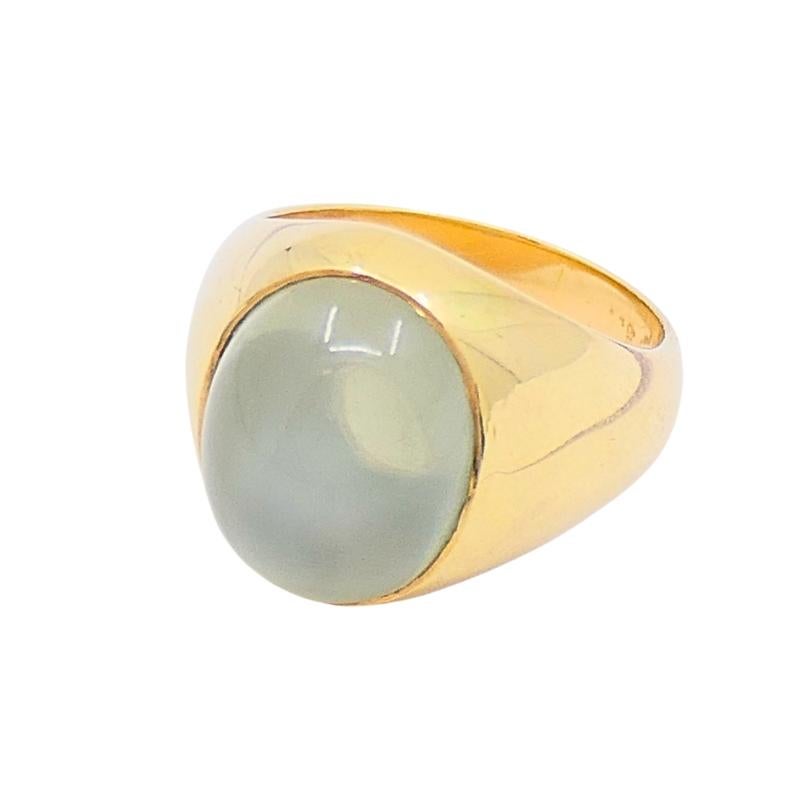 Vintage 14k Gold Mondstein Cabochon Ring
