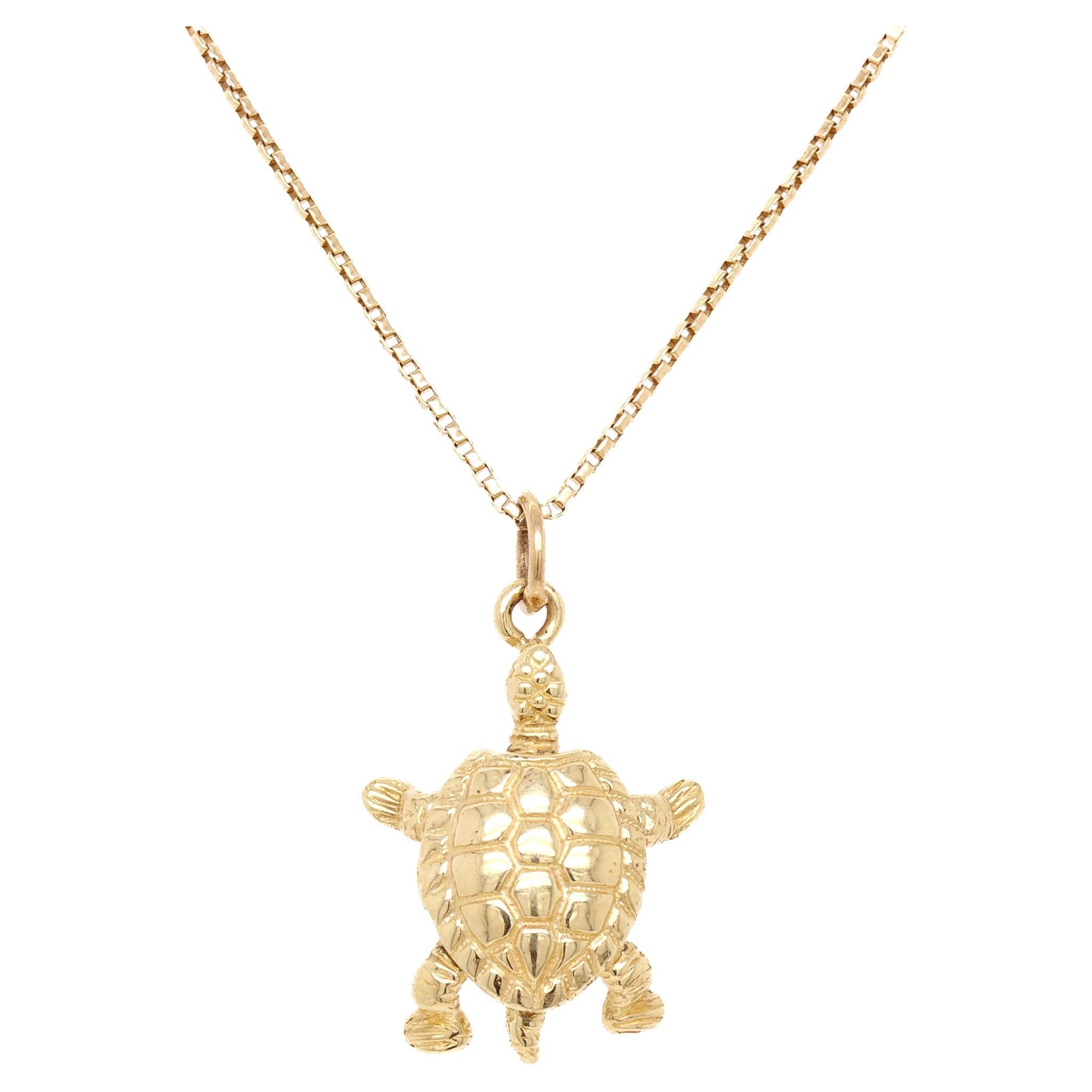 Vintage 14K Gold Moving Turtle or Tortoise Charm for a Bracelet For Sale
