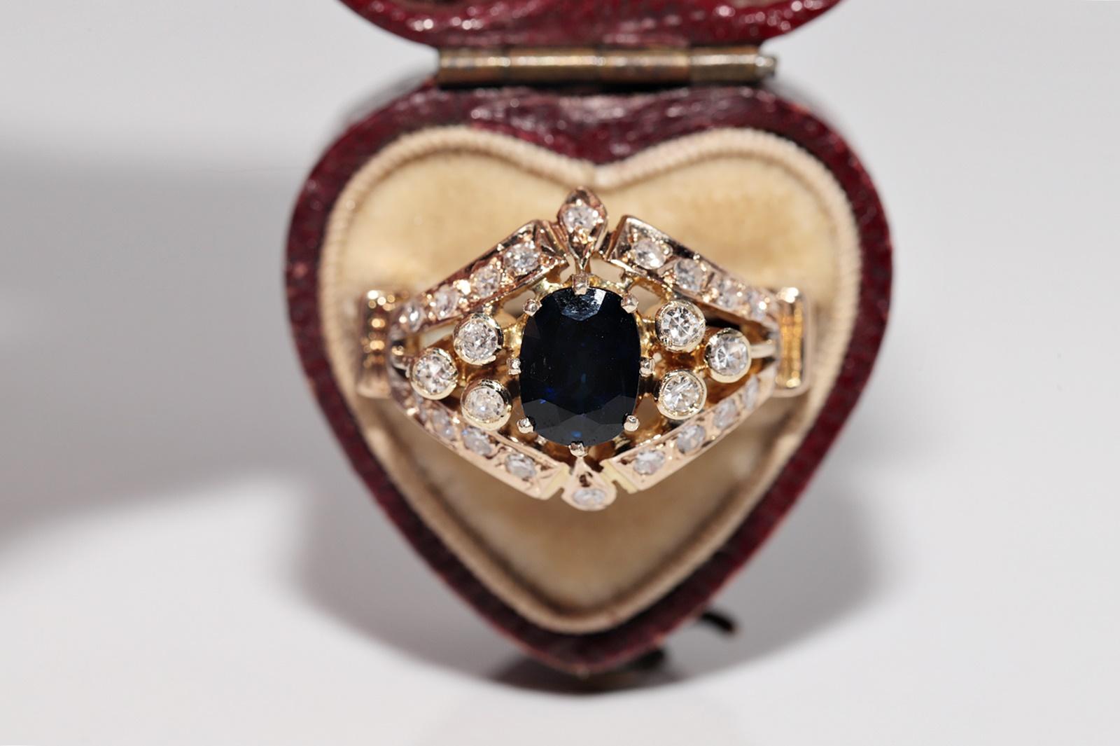 In sehr gutem Zustand.
Das Gesamtgewicht beträgt 5.8 Gramm.
Insgesamt ist Diamant 0,85 ct.
Der Diamant G-H Farbe und vs1-s1 Klarheit.
Ringgröße ist US 7.25
Wir können jede Größe herstellen.
Die Schachtel ist nicht enthalten.
Bitte kontaktieren Sie