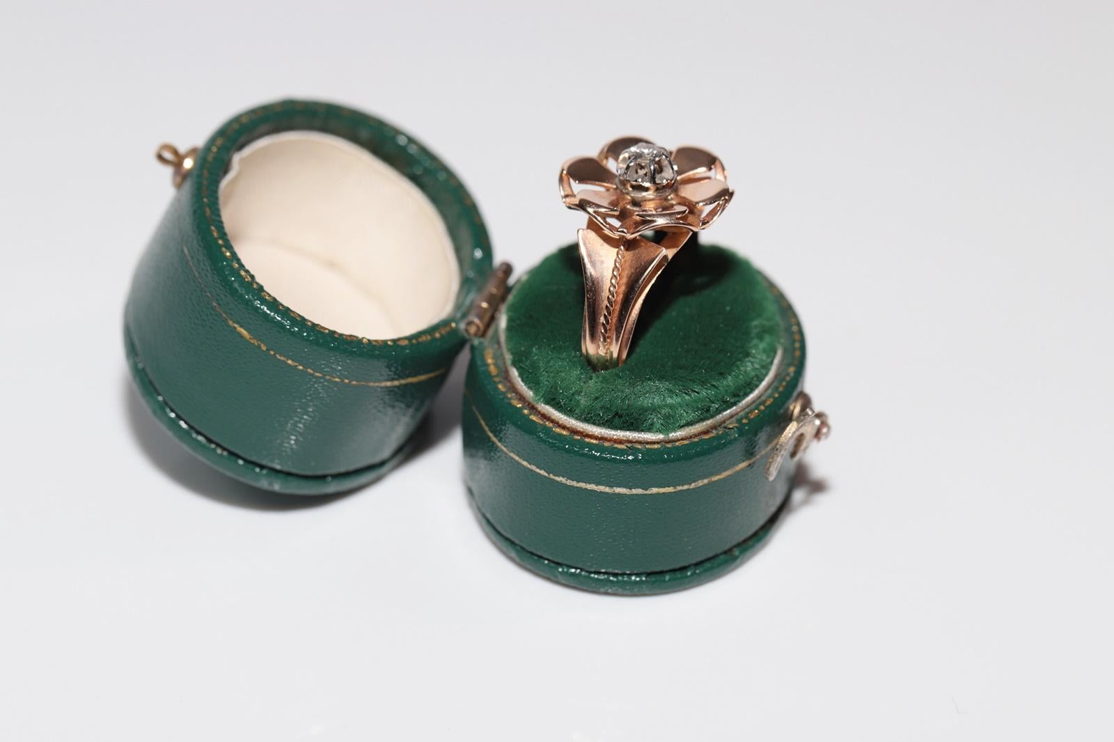 Vintage Solitär-Ring, 14 Karat Gold, natürlicher Diamant, dekoriert (Retro) im Angebot