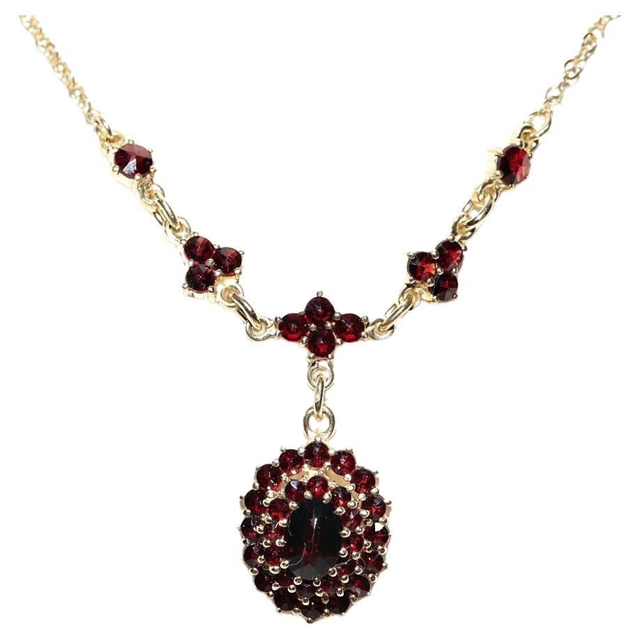 Collana decorata con granato naturale in oro 14k vintage