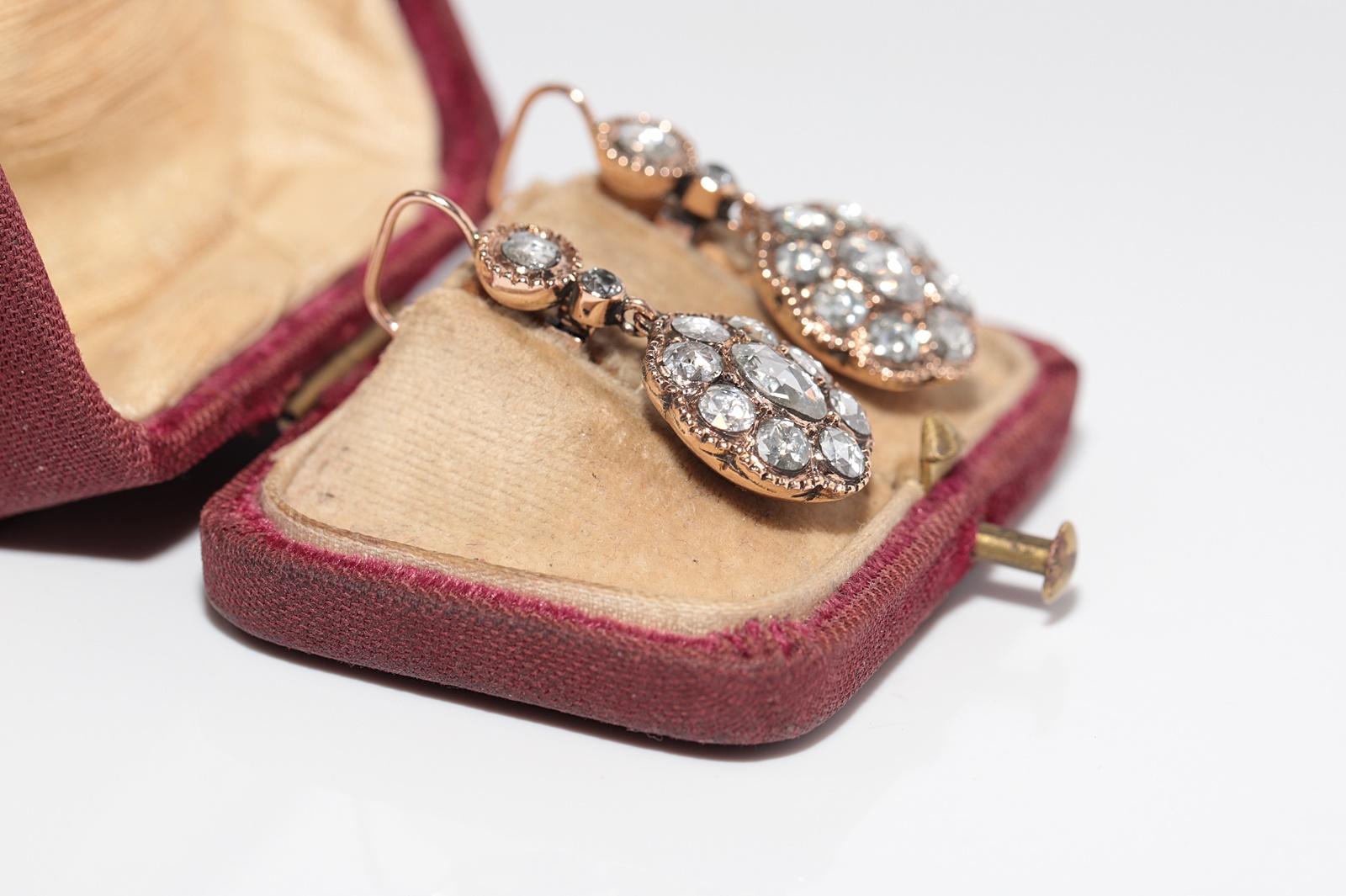 Dekorierter Vintage 14k Gold Tropfenohrring mit natürlichem Diamanten im Rosenschliff (Retro) im Angebot