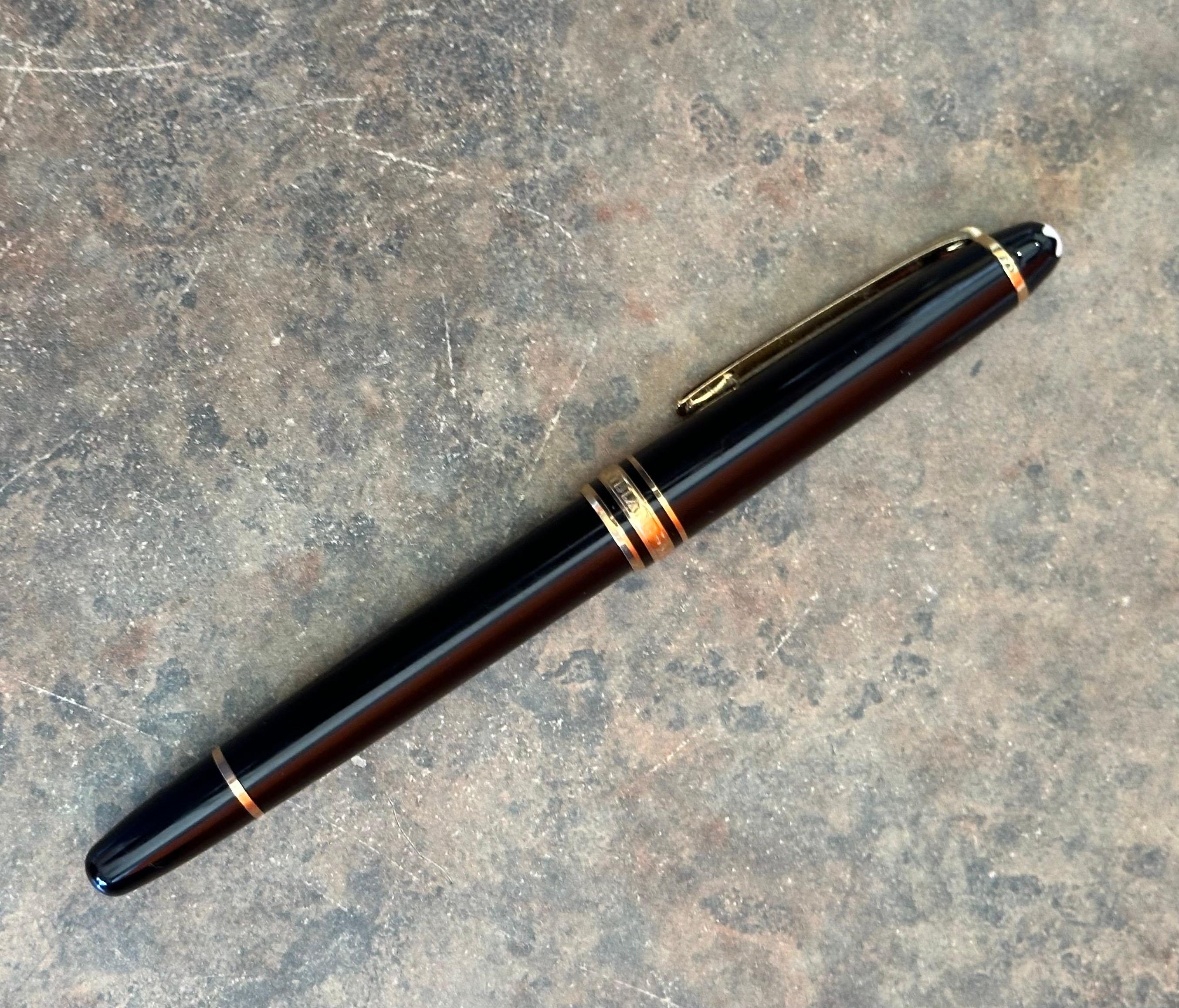 Plumín vintage de oro de 14 quilates Modelo #4810 Meisterstuck Pluma estilográfica con tinta de Montblanc en venta 6