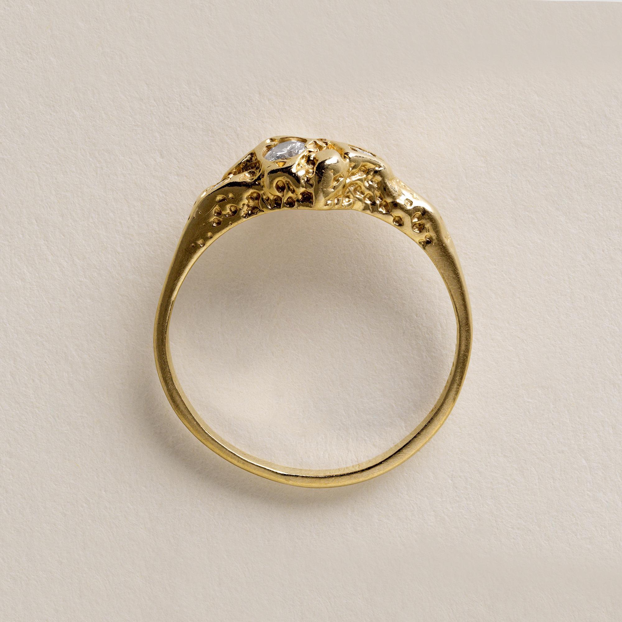 Brilliant Cut Vintage 14K Gold Nugget Style Diamond Ring For Sale