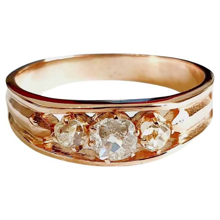 Vintage 3 Alte Mine Cut Diamant Gold Band Ring im Angebot