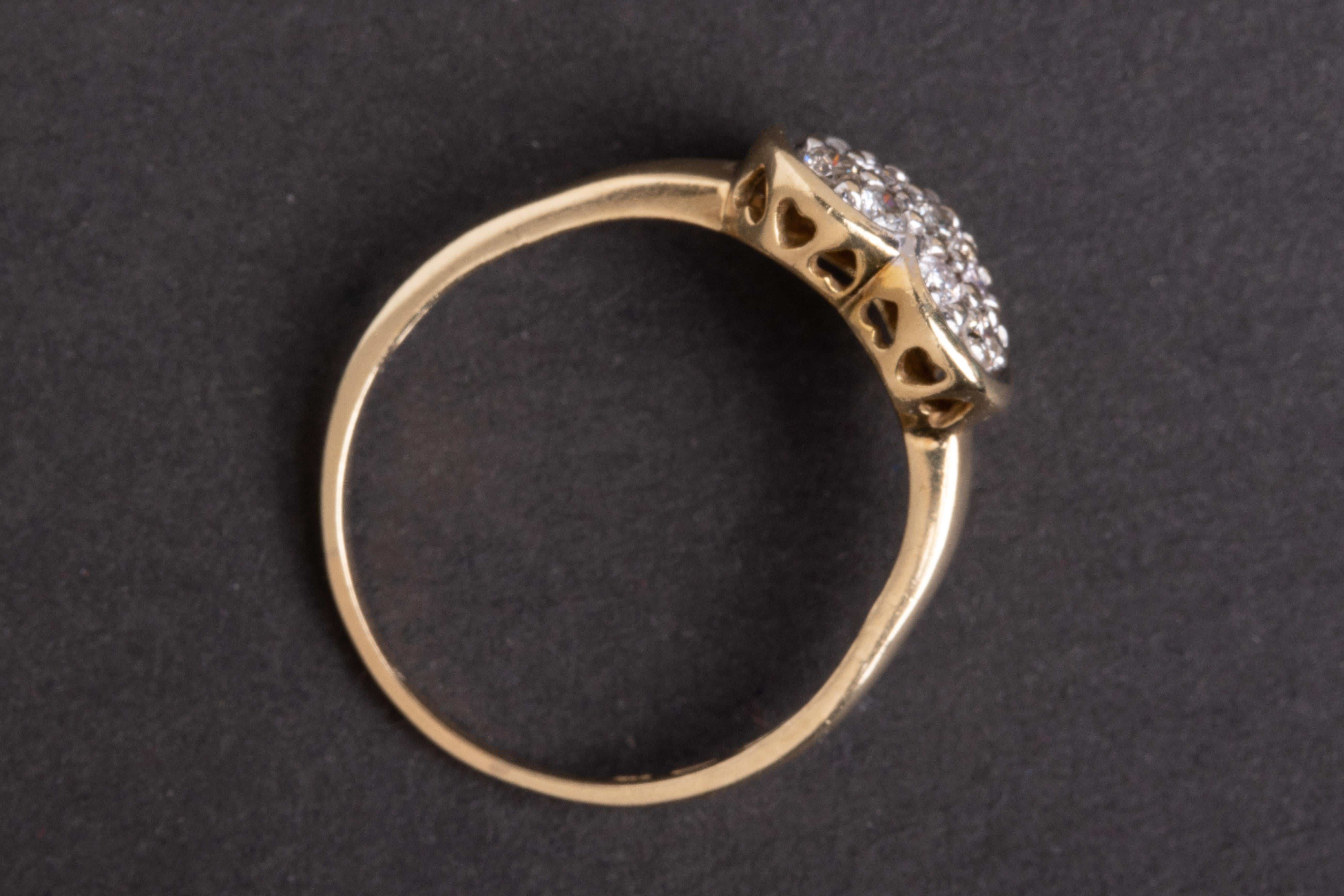Women's Vintage 14K Gold Pave Diamond Heart Ring