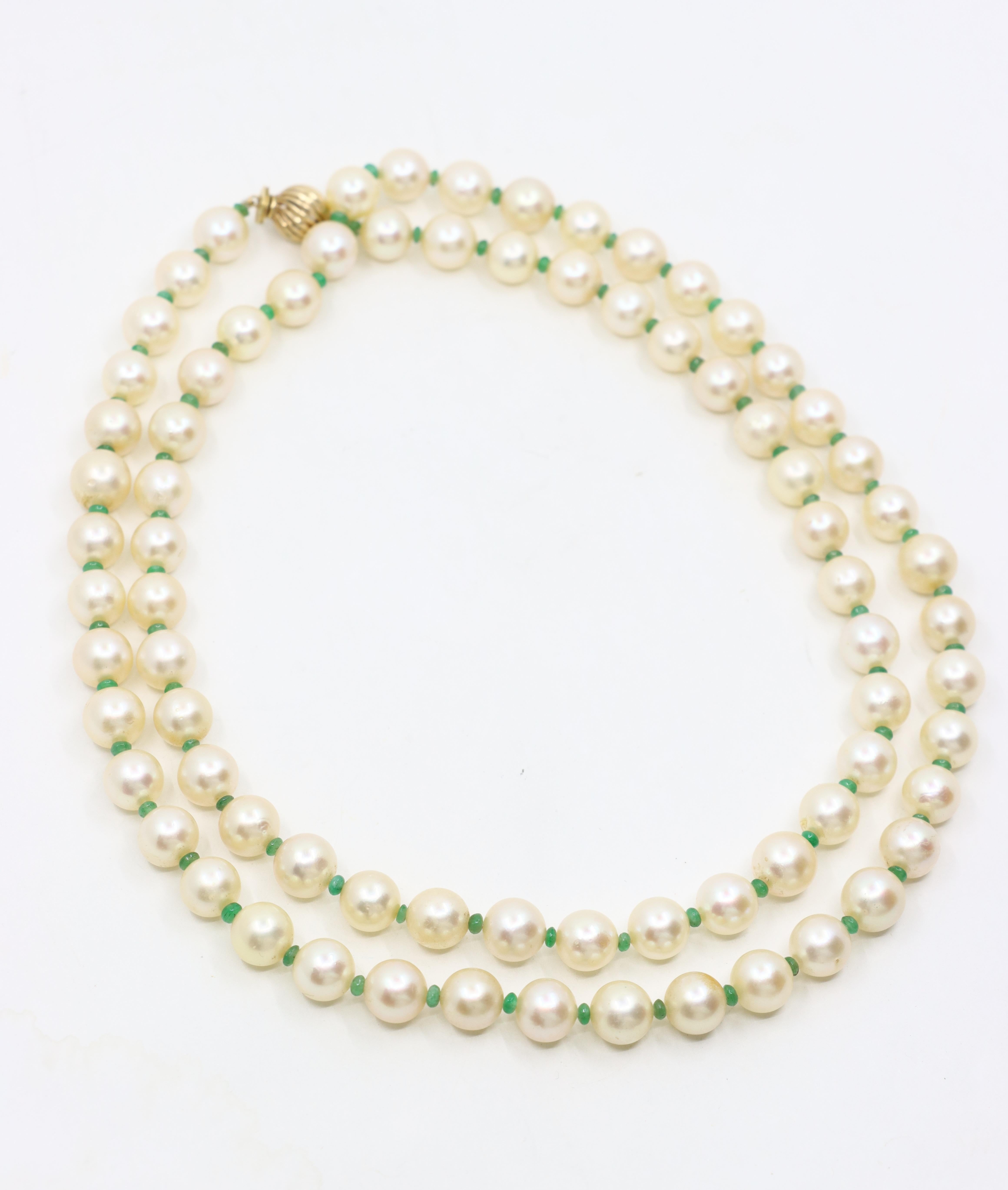 Vintage 14K Gold Pearl Long Necklace In Good Condition For Sale In Flushing, NY