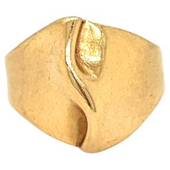 Vintage 14k Gold Pinched Band Ring