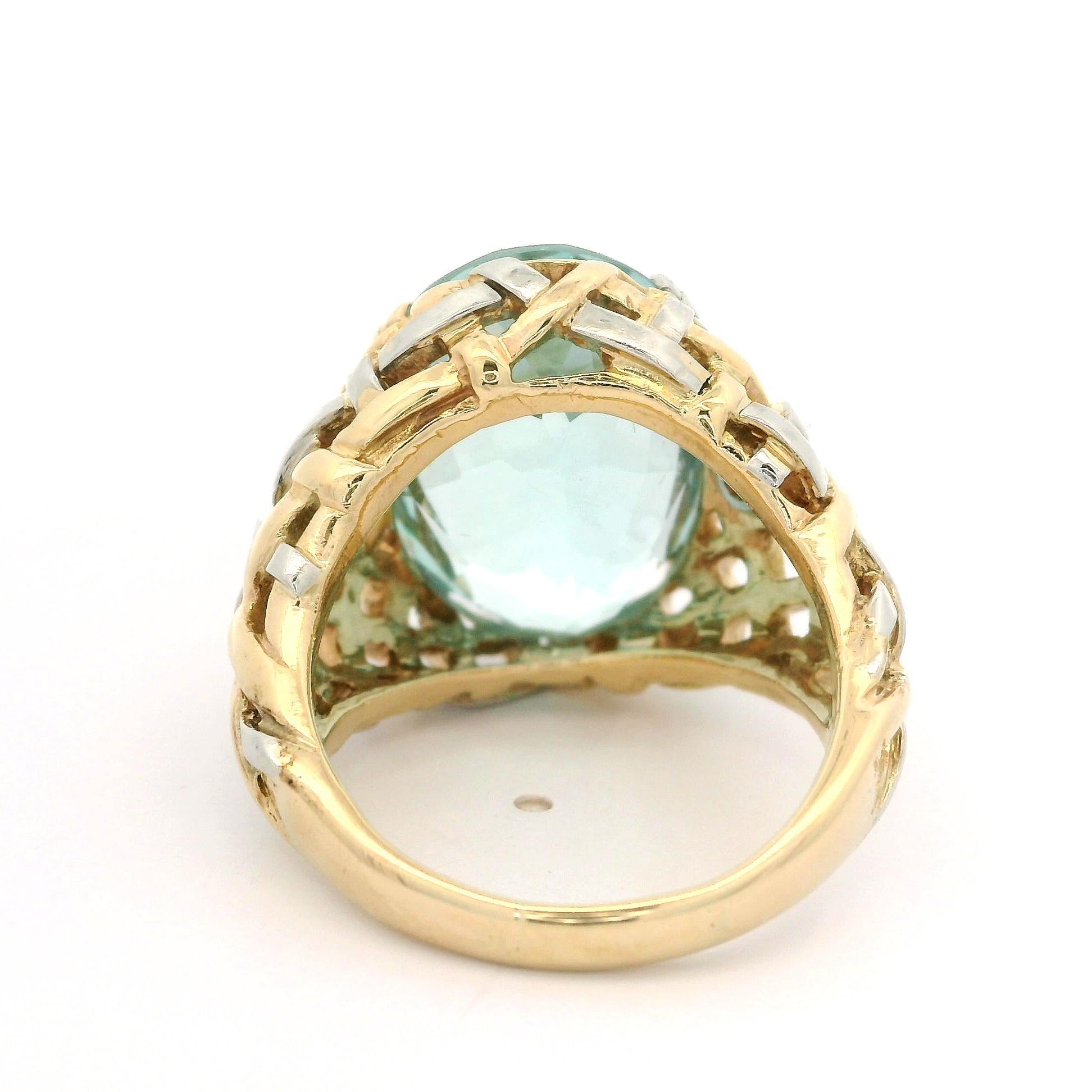 Anello d'epoca in oro 14k e platino GIA 19,47ctw con acquamarina ovale e diamanti antichi in vendita 6