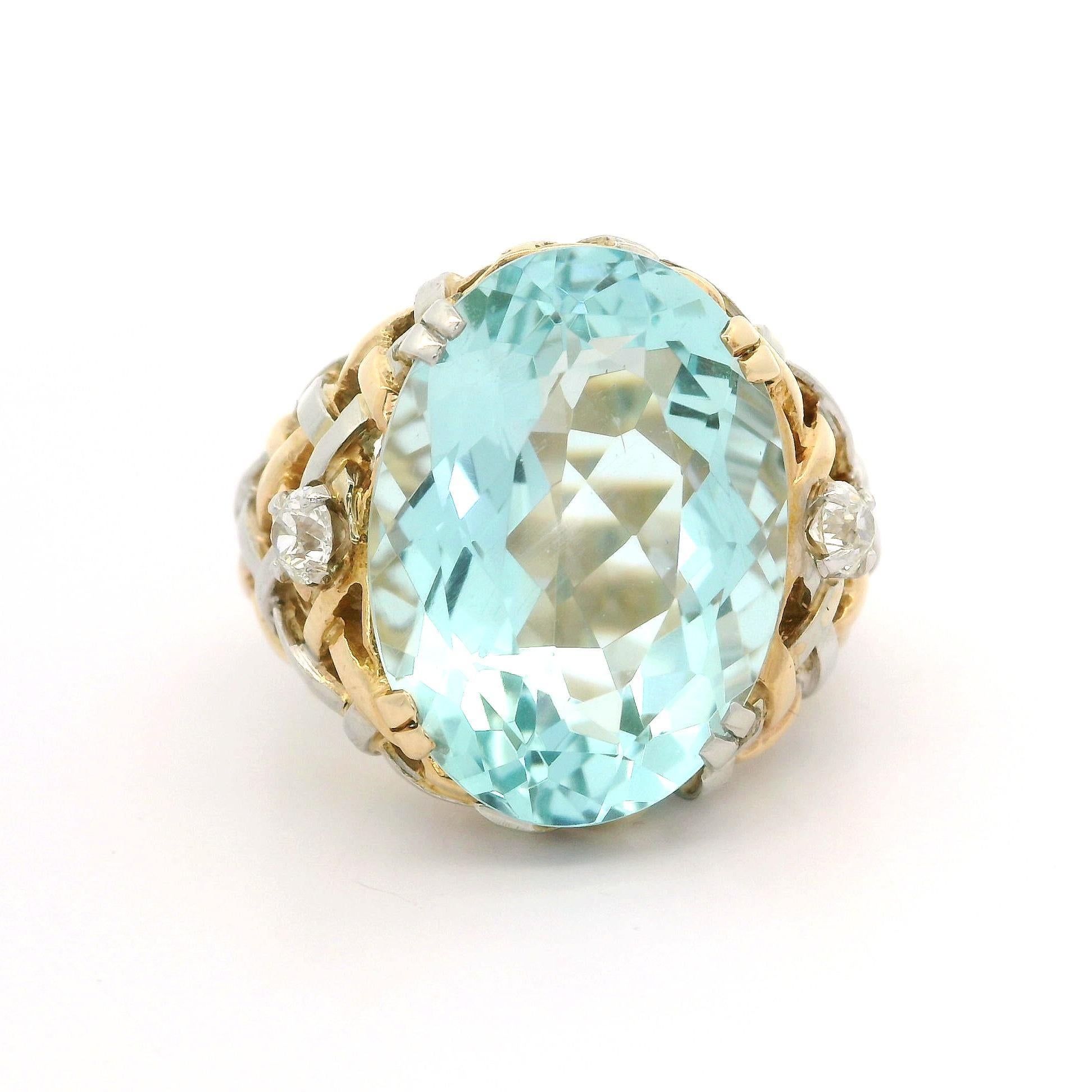 Anello d'epoca in oro 14k e platino GIA 19,47ctw con acquamarina ovale e diamanti antichi in vendita 9