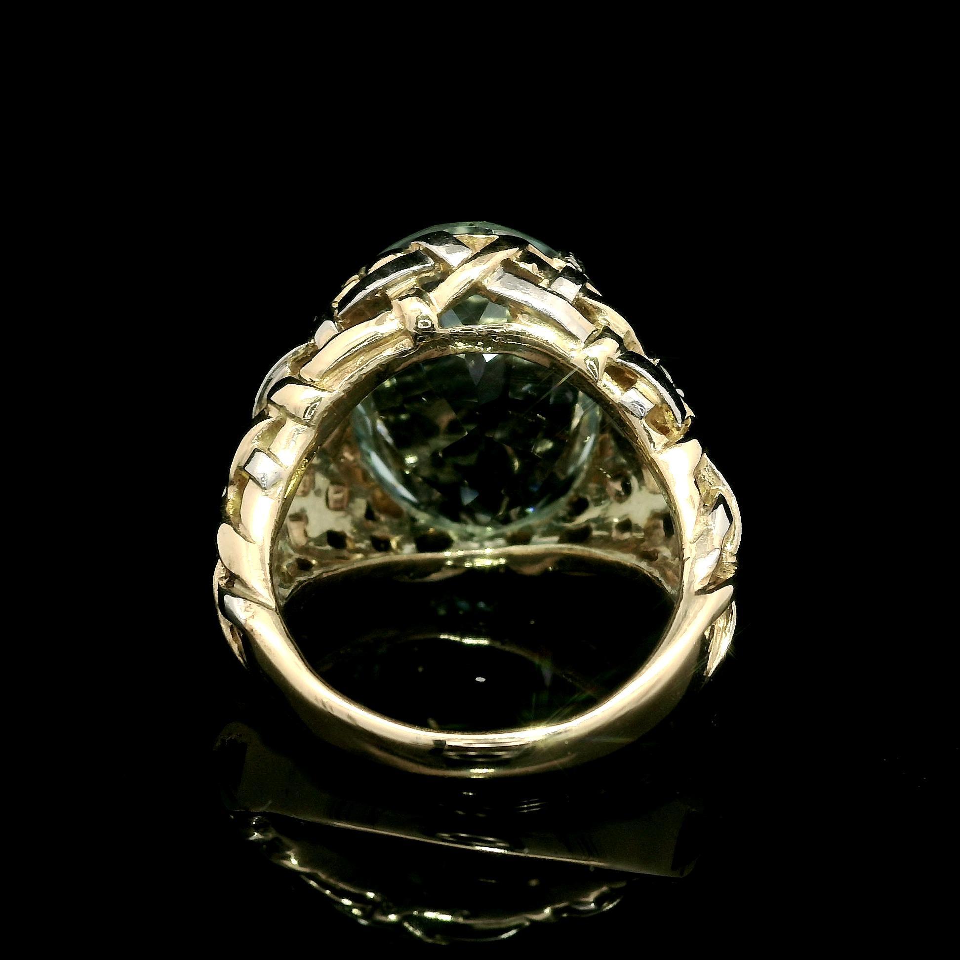 Anello d'epoca in oro 14k e platino GIA 19,47ctw con acquamarina ovale e diamanti antichi in vendita 3