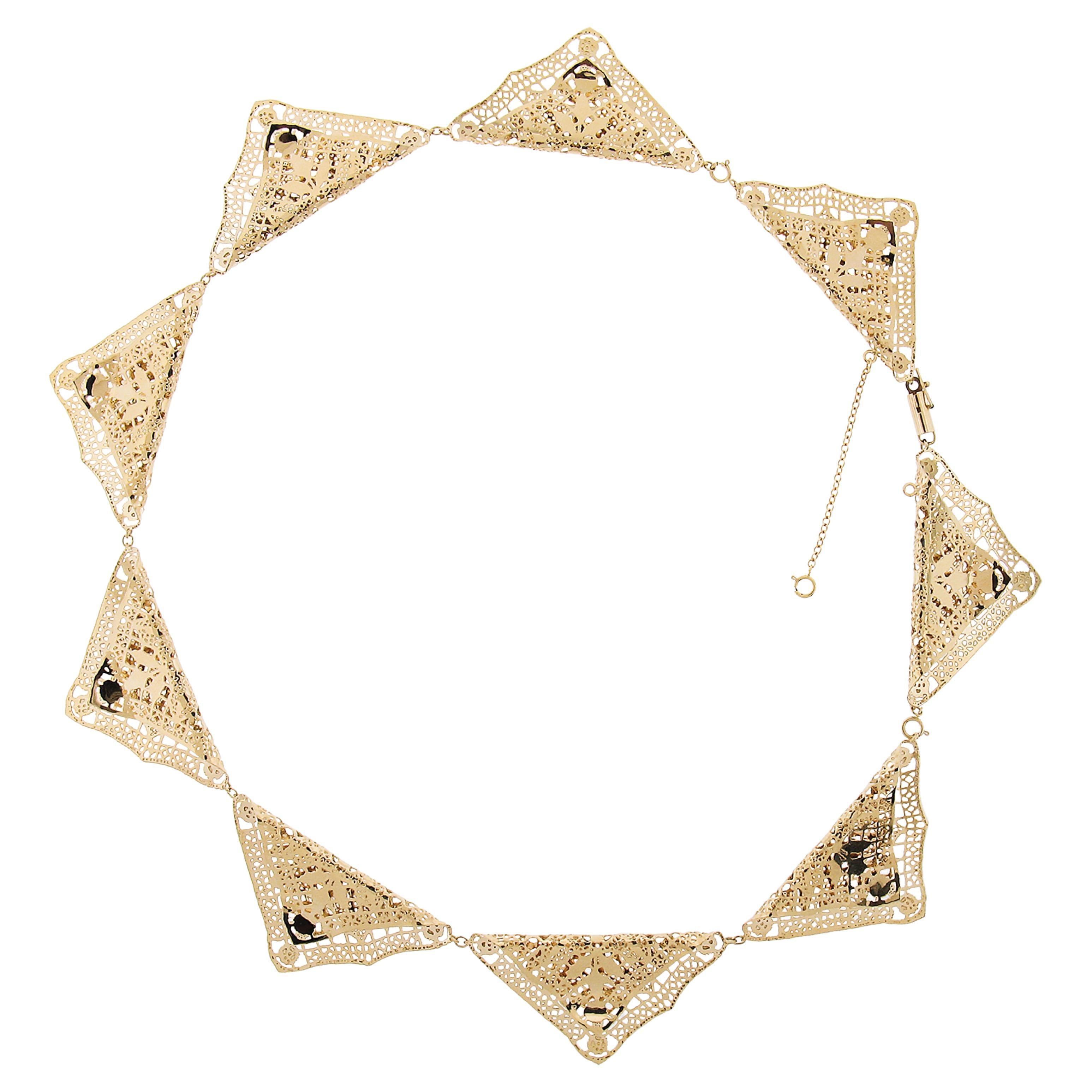 Vintage 14K Gold Polished Lacy Filigree Folded Triangular Shape Chain Necklace For Sale