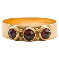 Vintage 14 Karat Gold Ring mit drei Granat-Edelsteinen