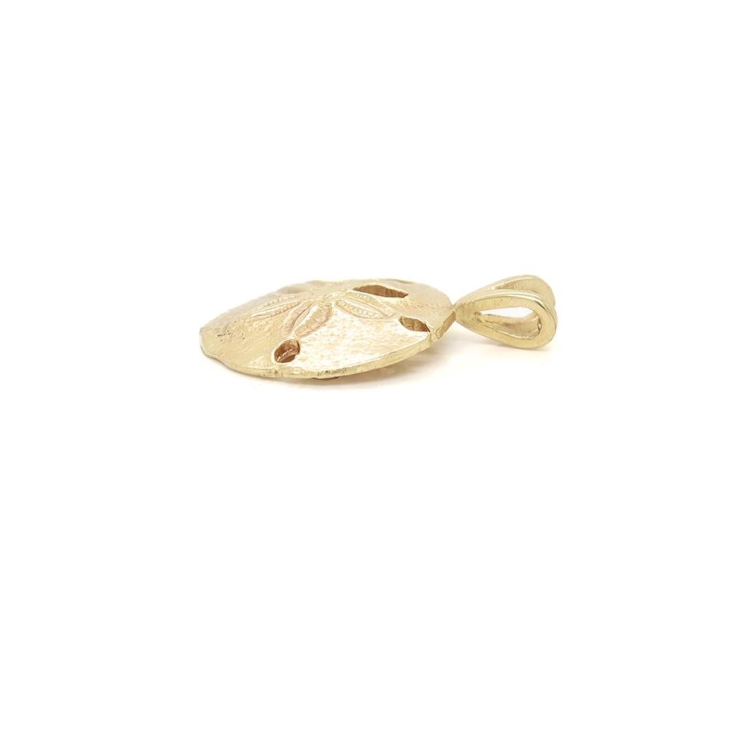Vintage 14K Gold Sand Dollar Sea Shell Charm for a Bracelet For Sale 1