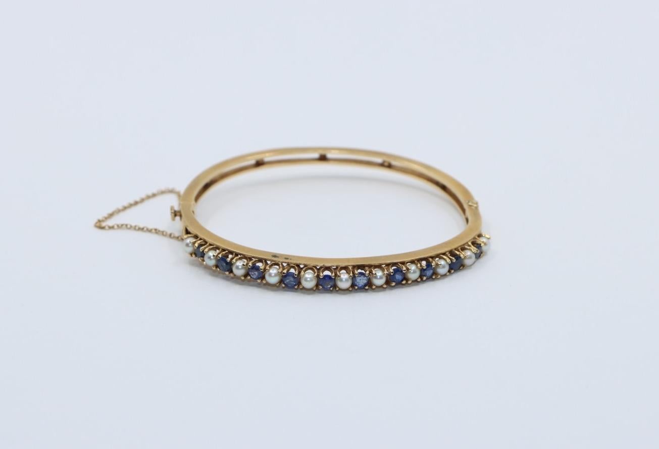 Round Cut Vintage 14K Gold Sapphire Pearl Bangle Bracelet For Sale