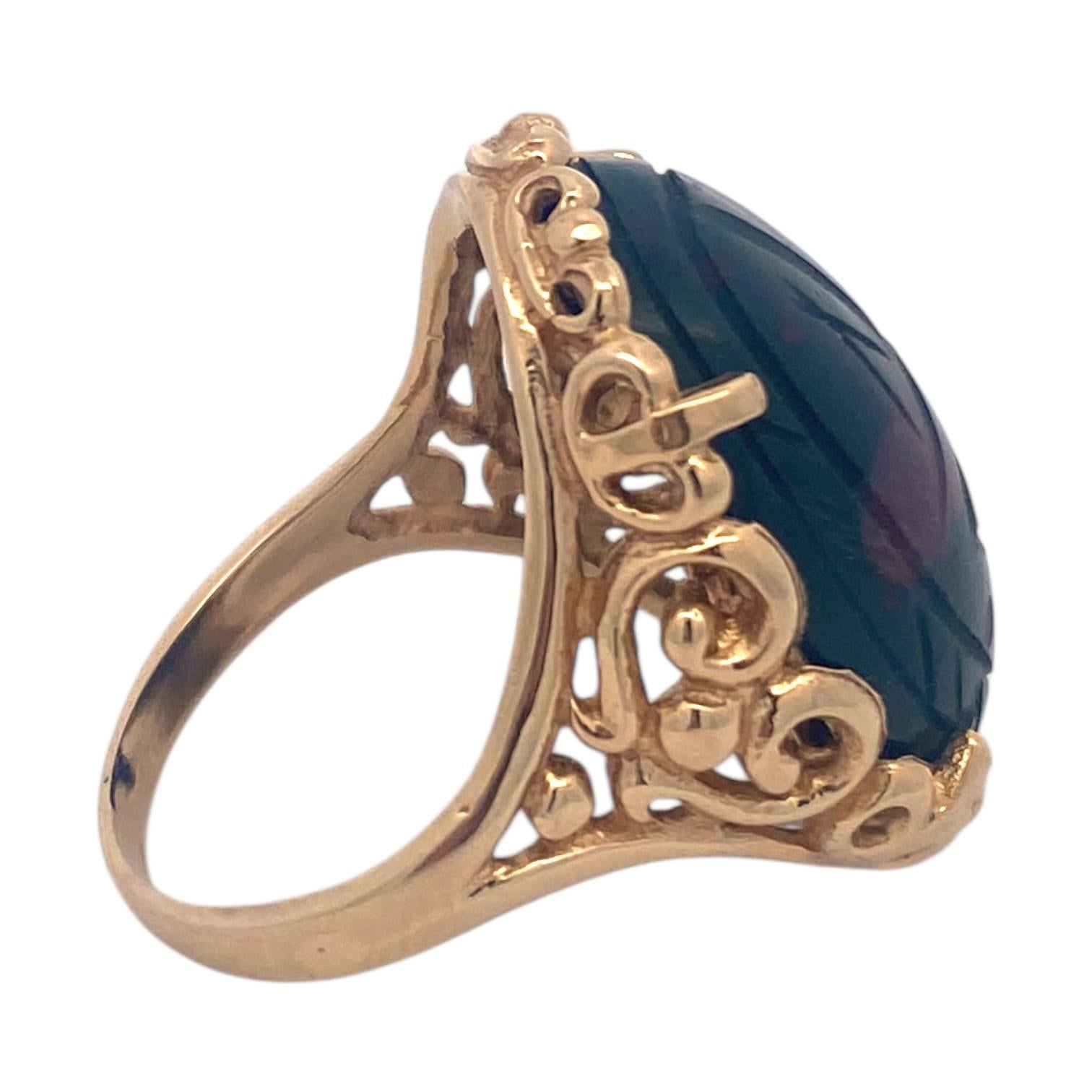 Vintage 14K Gold Scarab Bloodstone Cabochon Ring Bon état - En vente à Henderson, NV