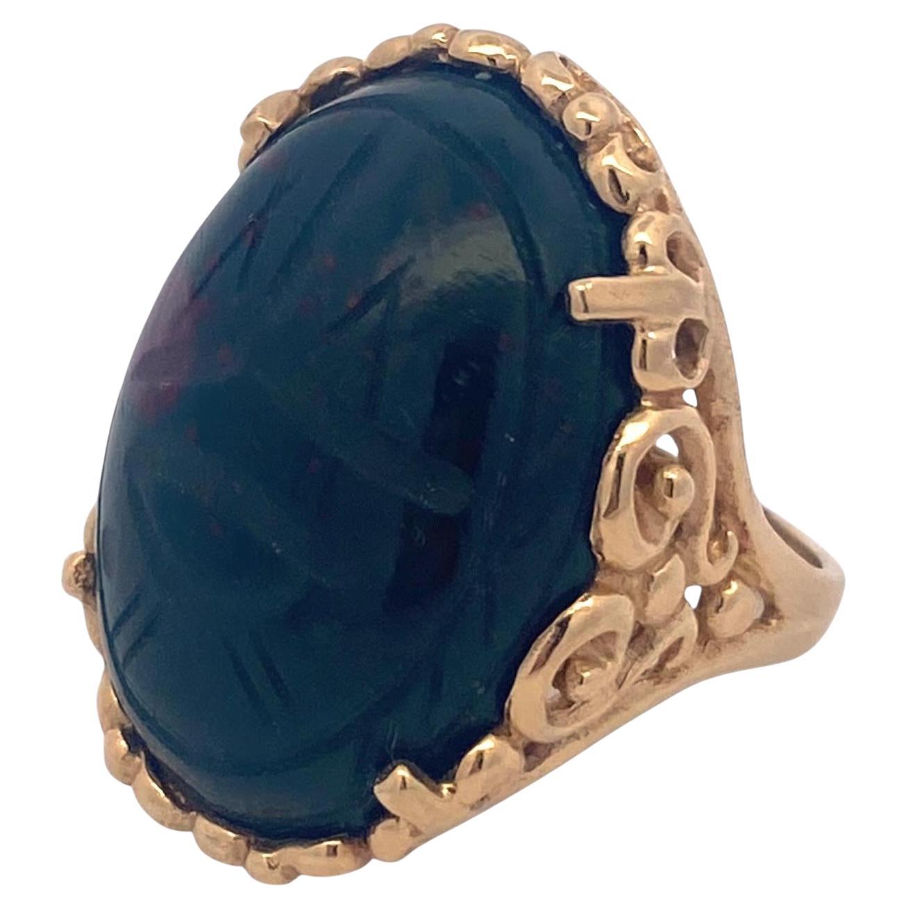 Vintage 14K Gold Scarab Bloodstone Cabochon Ring en vente