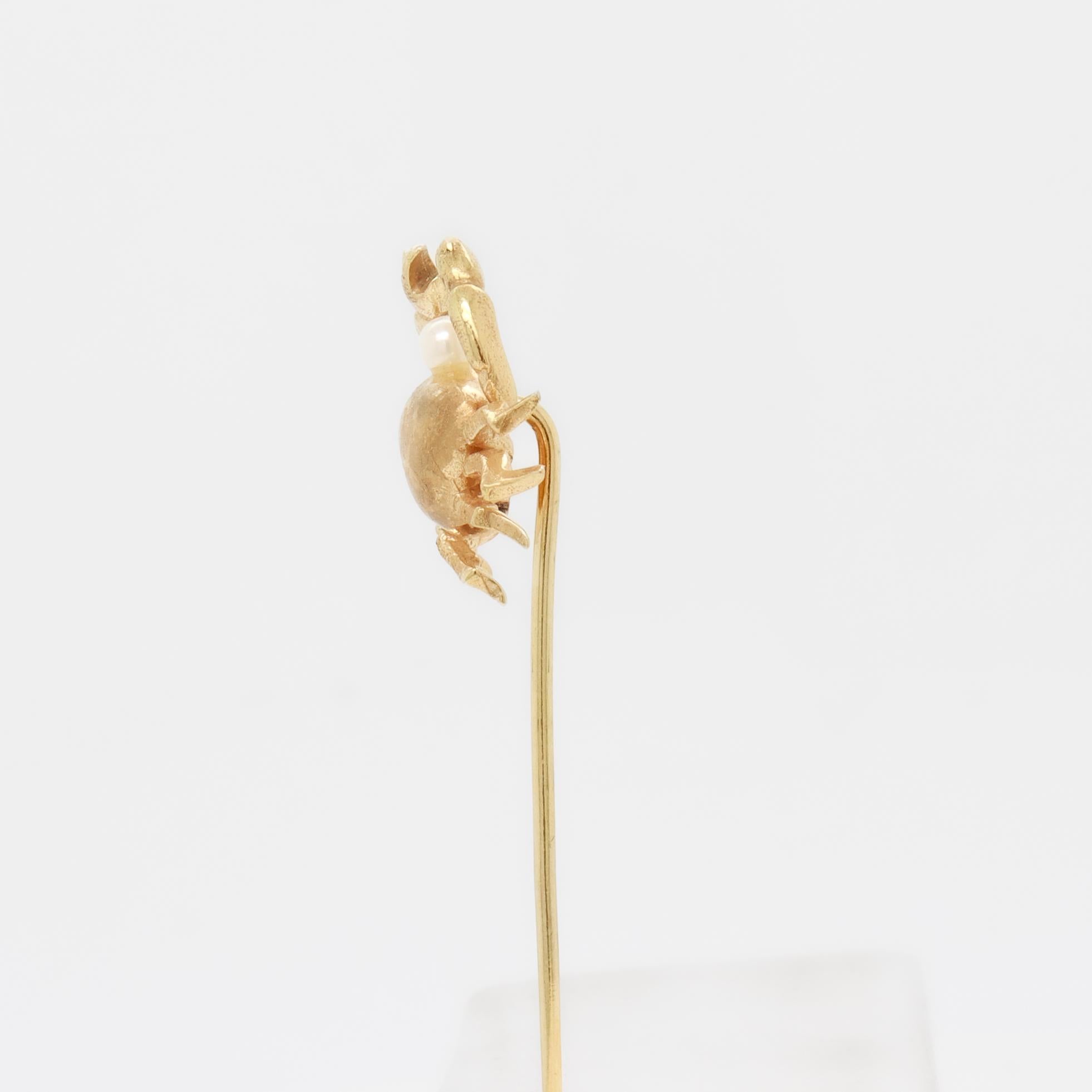 Women's or Men's Vintage 14K Gold & Seed Pearl Crab Stickpin For Sale