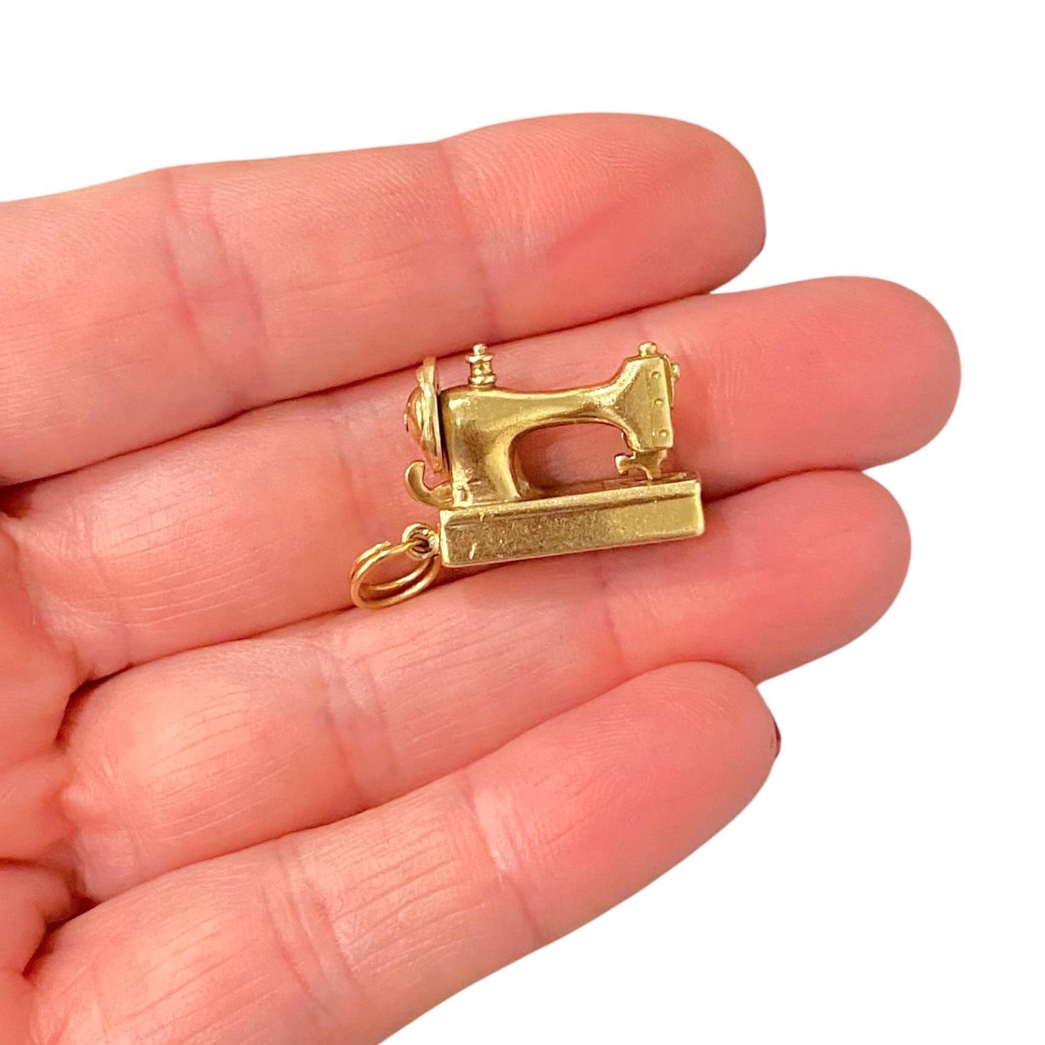 Vintage 14K Gold Sewing Machine Charm Pendant 4