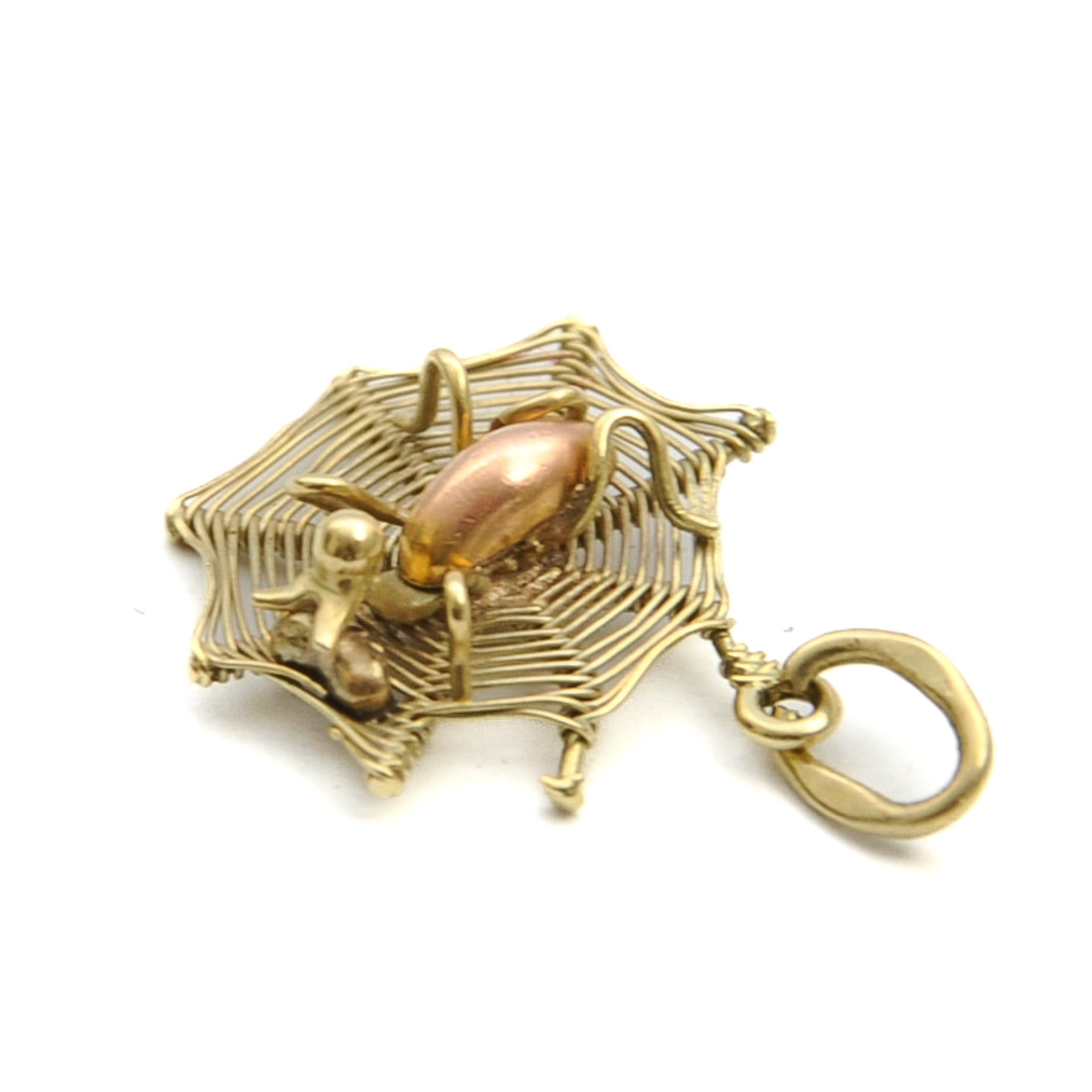 Women's or Men's Vintage 14K Gold Spider Web Charm Pendant For Sale