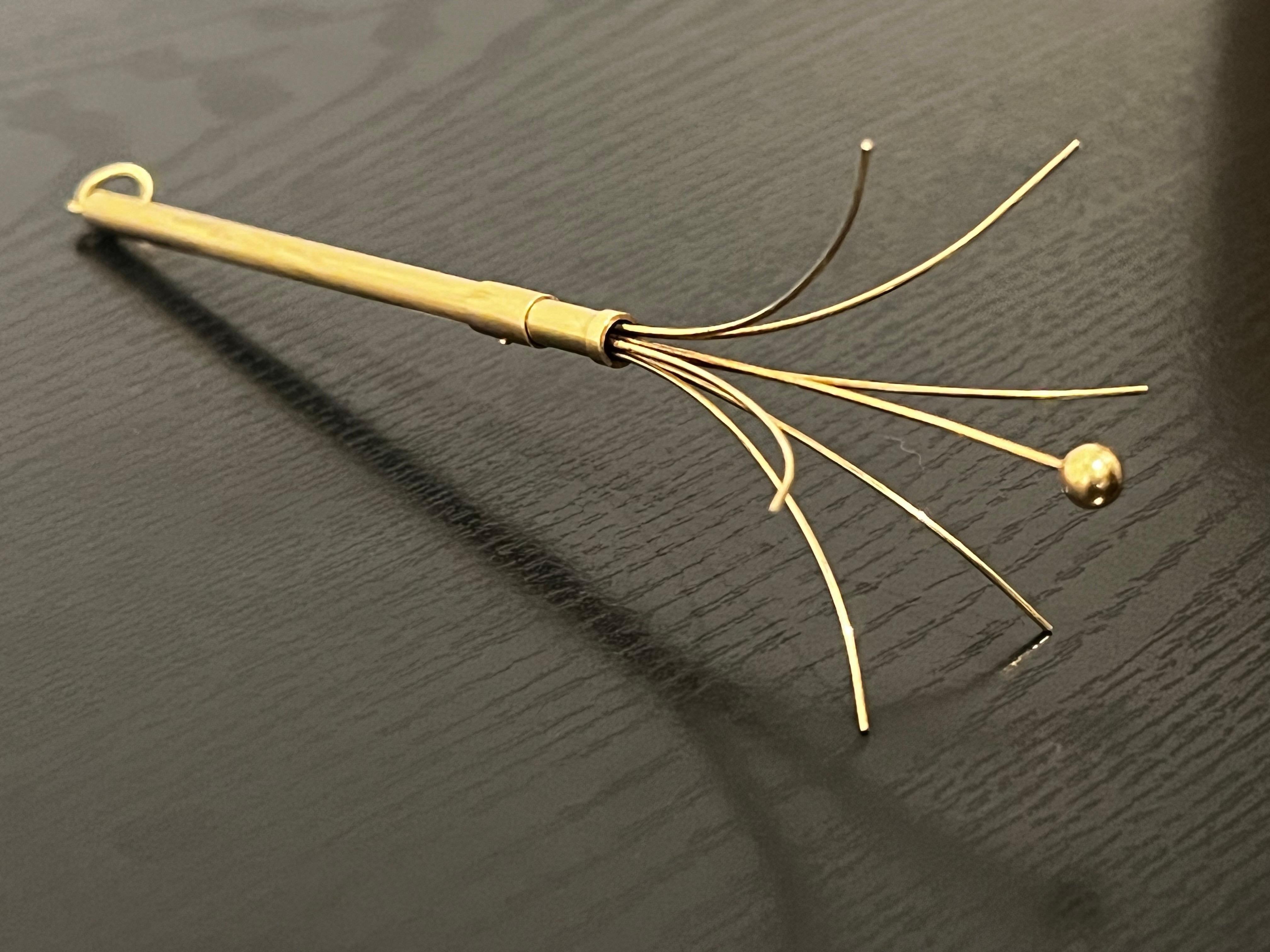 Swizzle Stick vintage de oro de 14 quilates siglo XX en venta