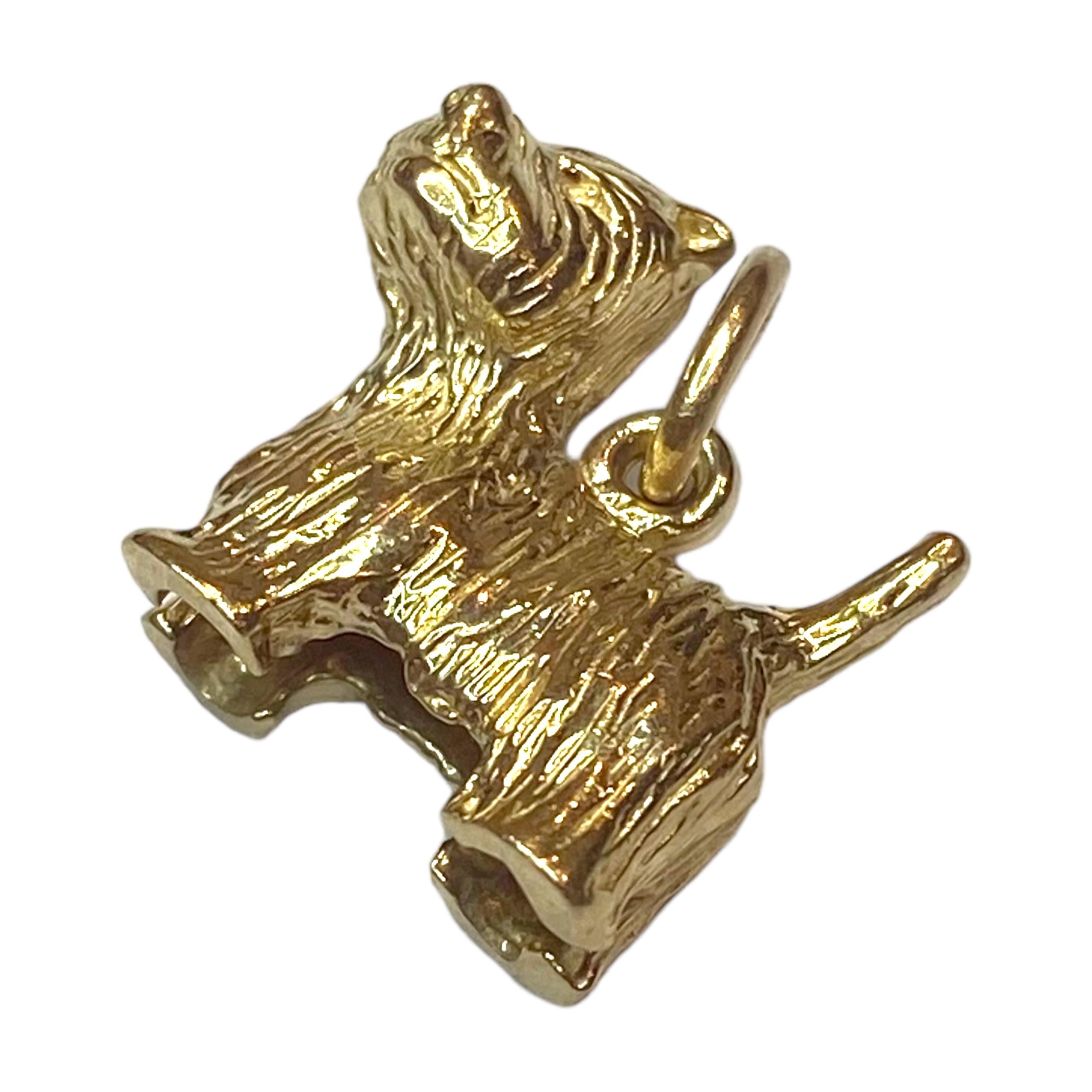 Vintage 14K Gold Terrier Charm Pendant In Good Condition In Henderson, NV