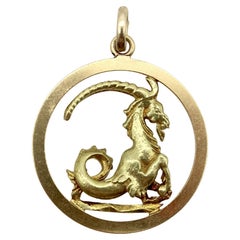 Charm tridimensionale Capricorno d'epoca in oro 14 carati