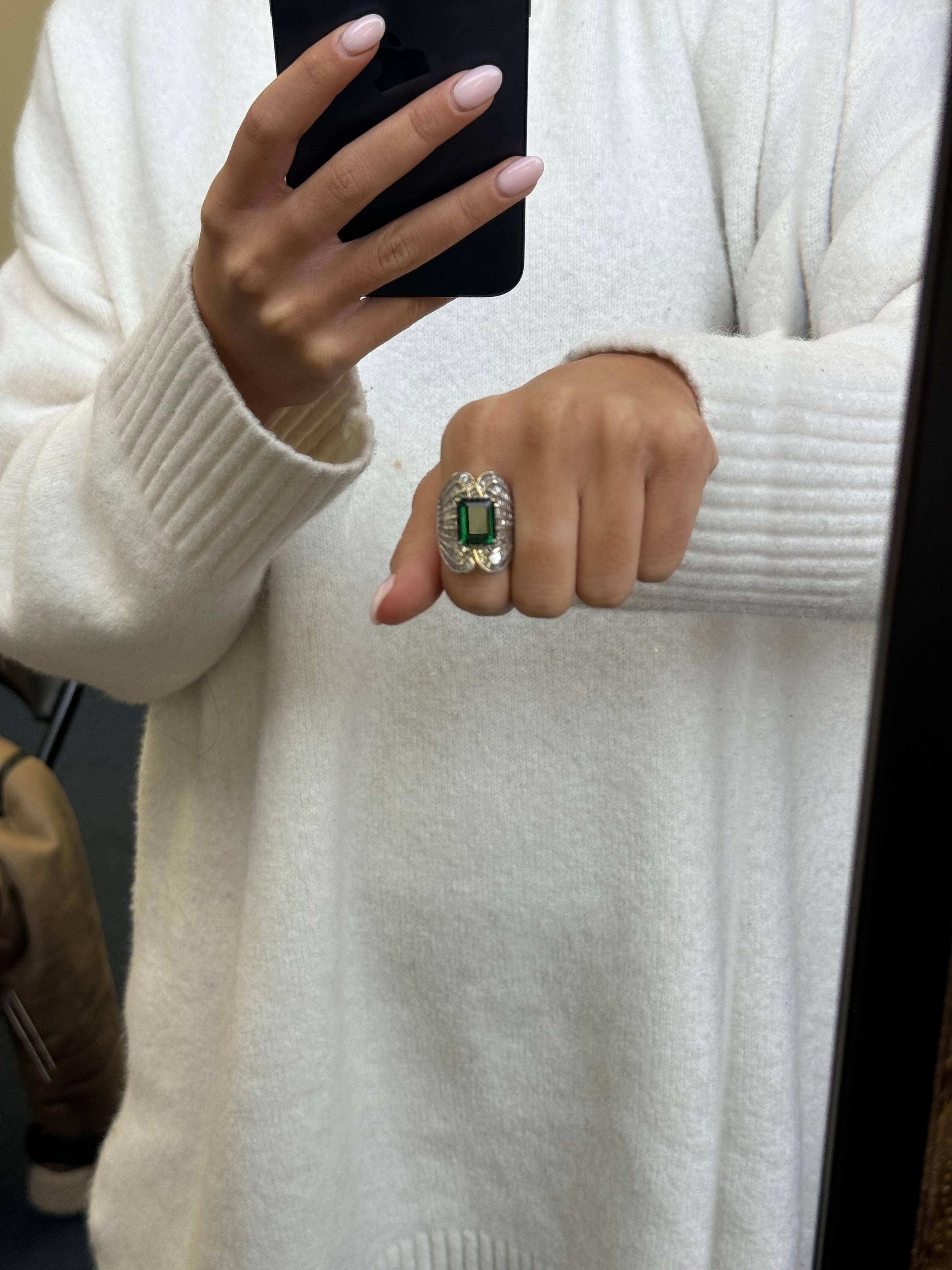 Bague cocktail vintage en or 14K avec tourmaline et diamant en vente 1
