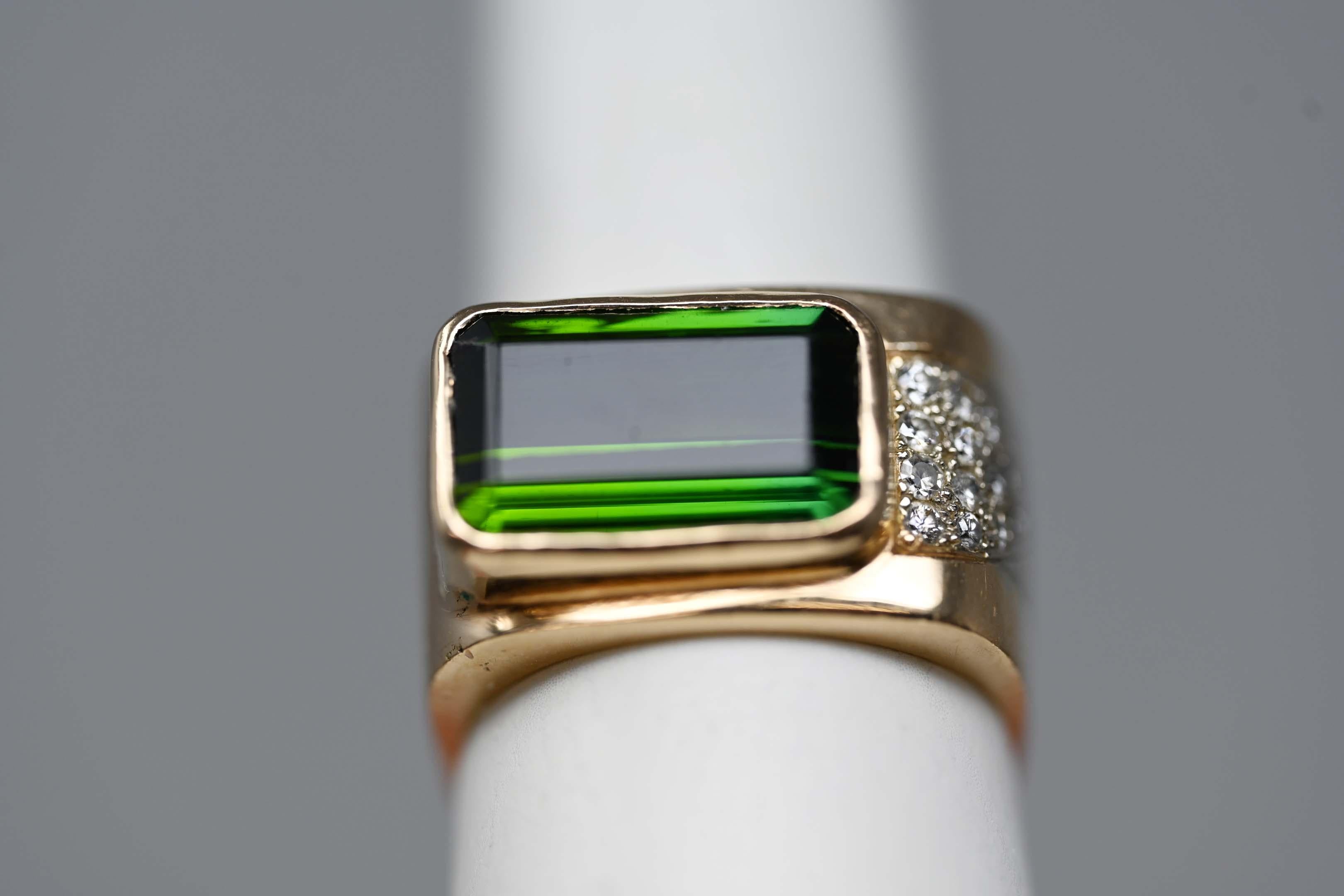 Mixed Cut Vintage 14k Gold Tourmaline & Diamonds Ring Size 7 1/2 For Sale