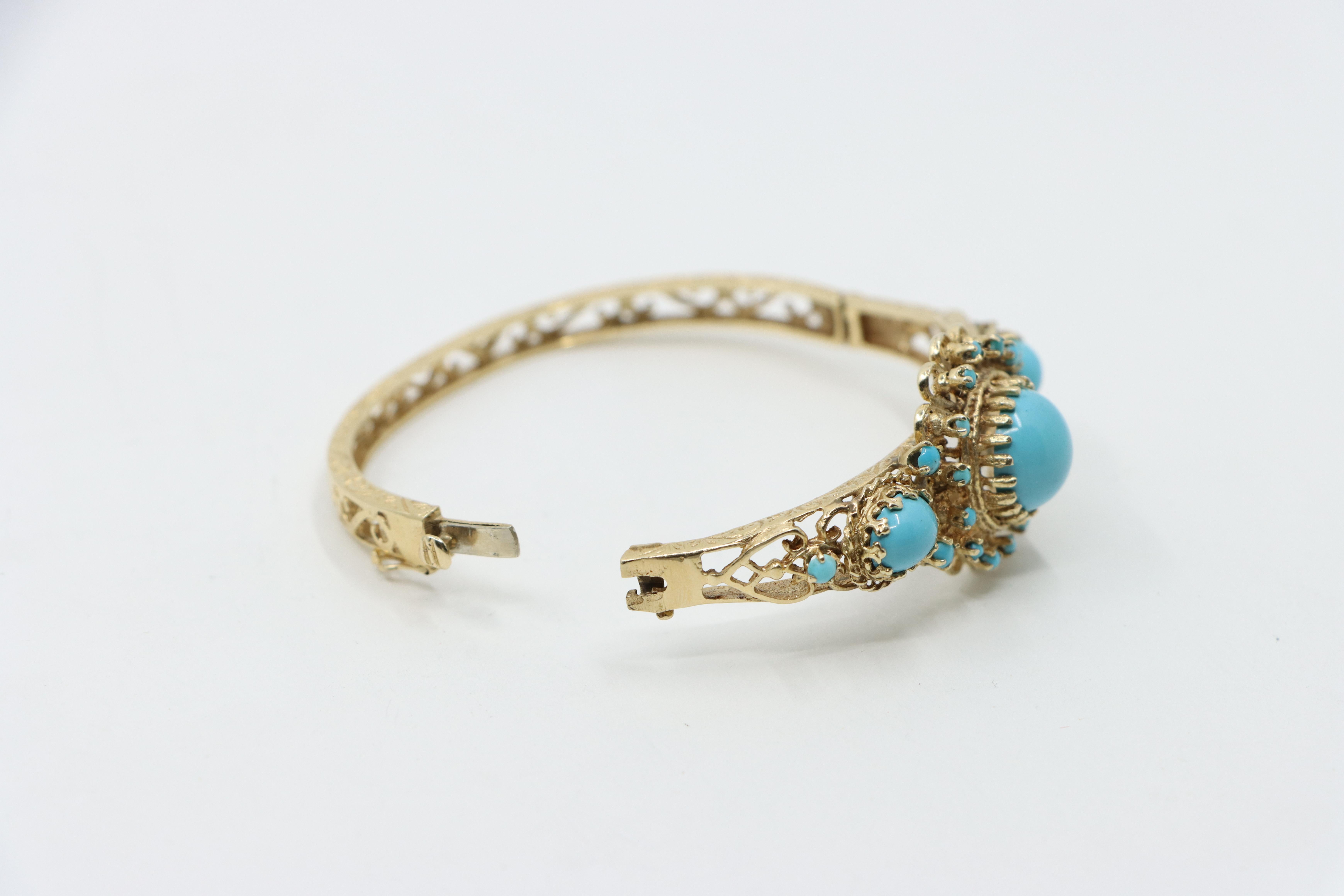 Vintage 14K Gold Turquoise Cabochon Bracelet For Sale 7