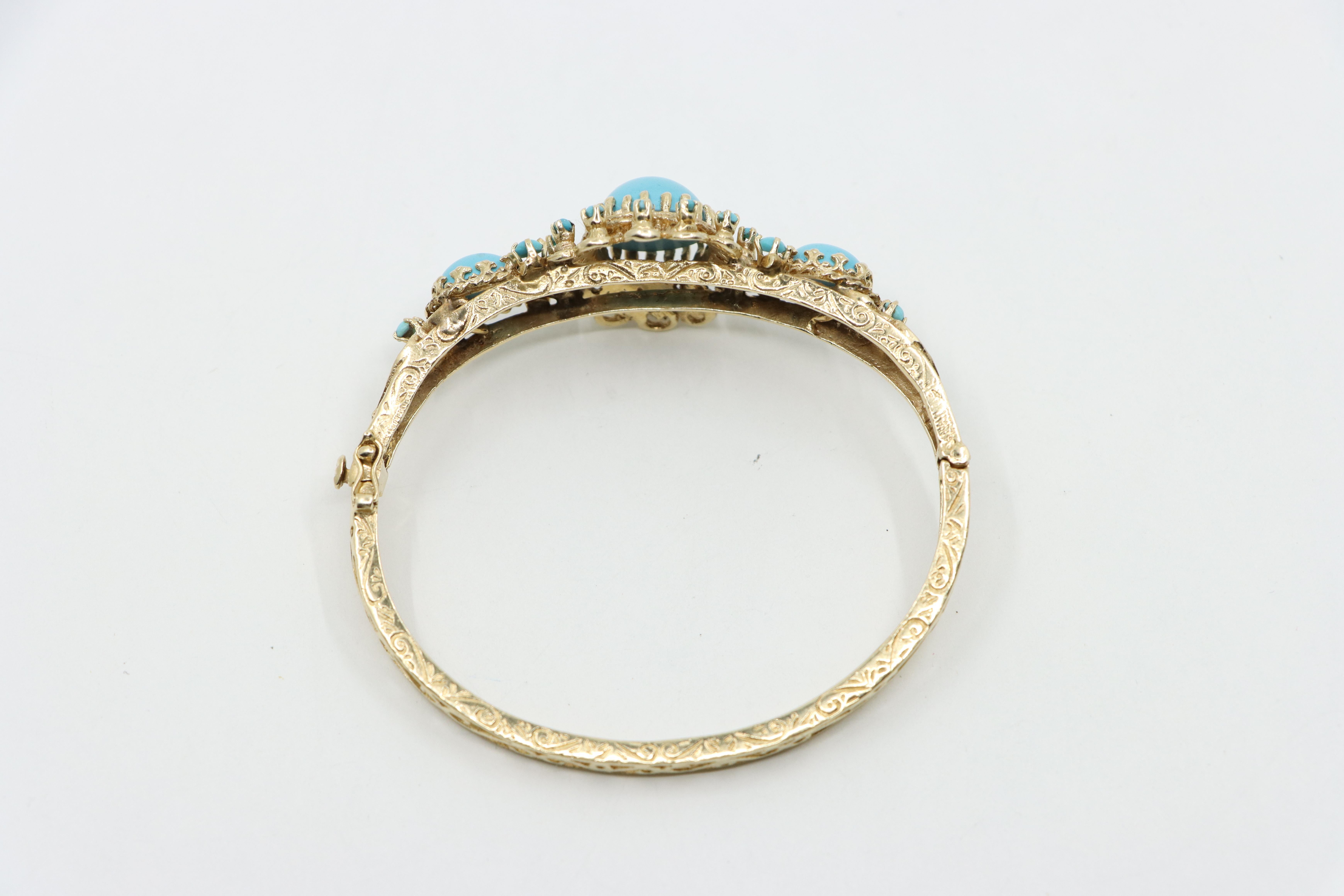Vintage 14K Gold Turquoise Cabochon Bracelet For Sale 5