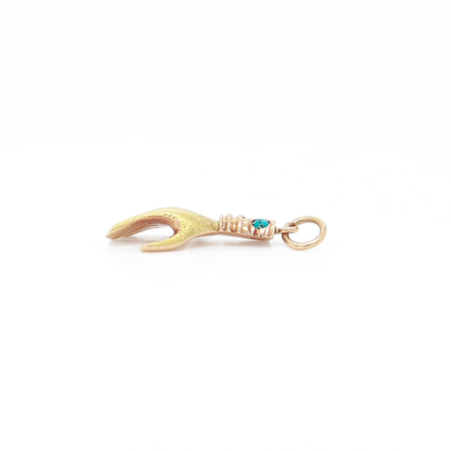Vintage 14K Gold & Turquoise Cabochon Figural Hand Charm For Sale 2