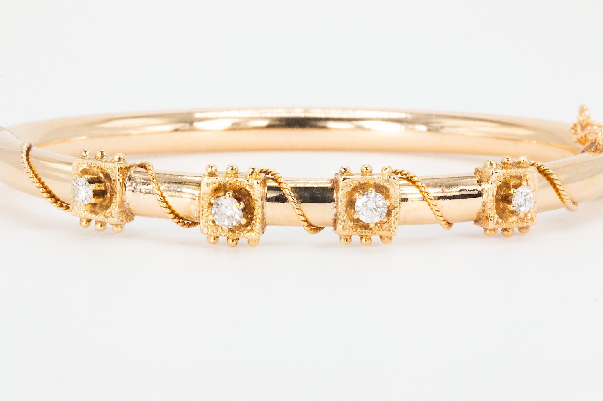 Round Cut Vintage 14K Gold Twisted Rope & .40 CTW Diamond Hinged Bangle Bracelet For Sale