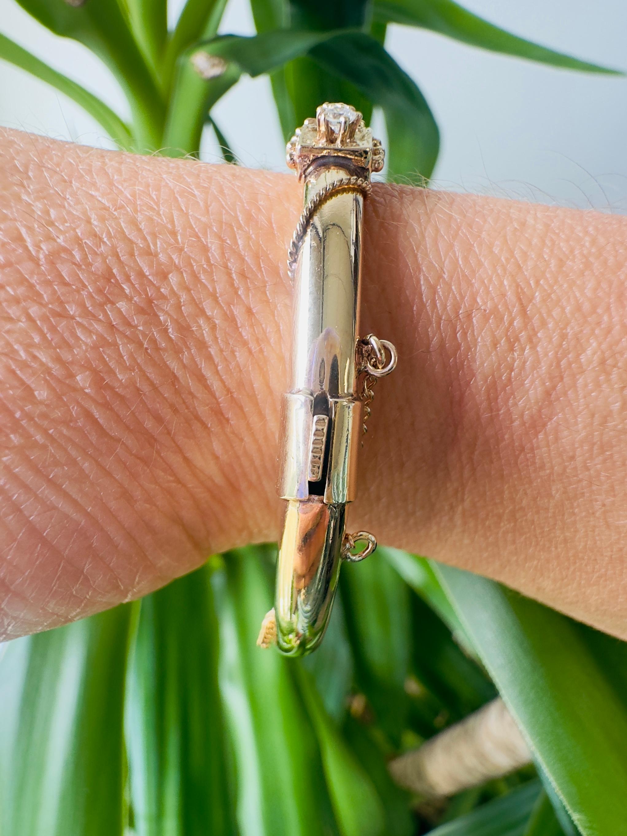 Vintage 14K Gold Twisted Rope & .40 CTW Diamond Hinged Bangle Bracelet For Sale 1