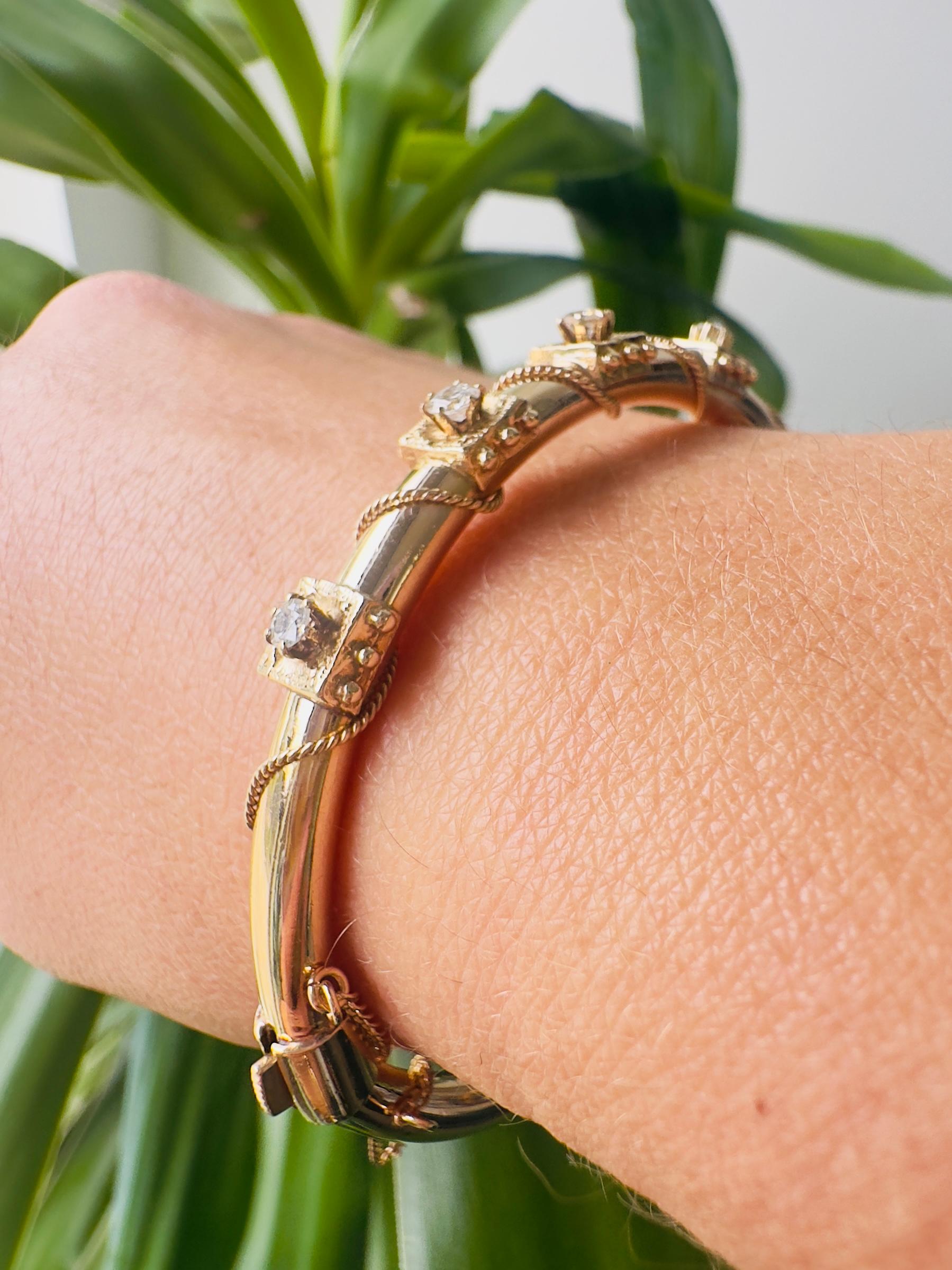 Vintage 14K Gold Twisted Rope & .40 CTW Diamond Hinged Bangle Bracelet For Sale 3