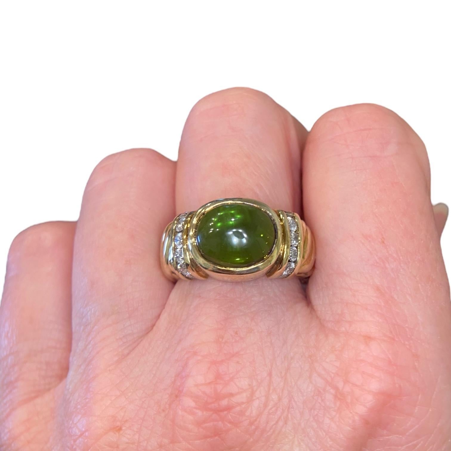 Anello vintage con diamante e tormalina verde 14 carati in vendita 2