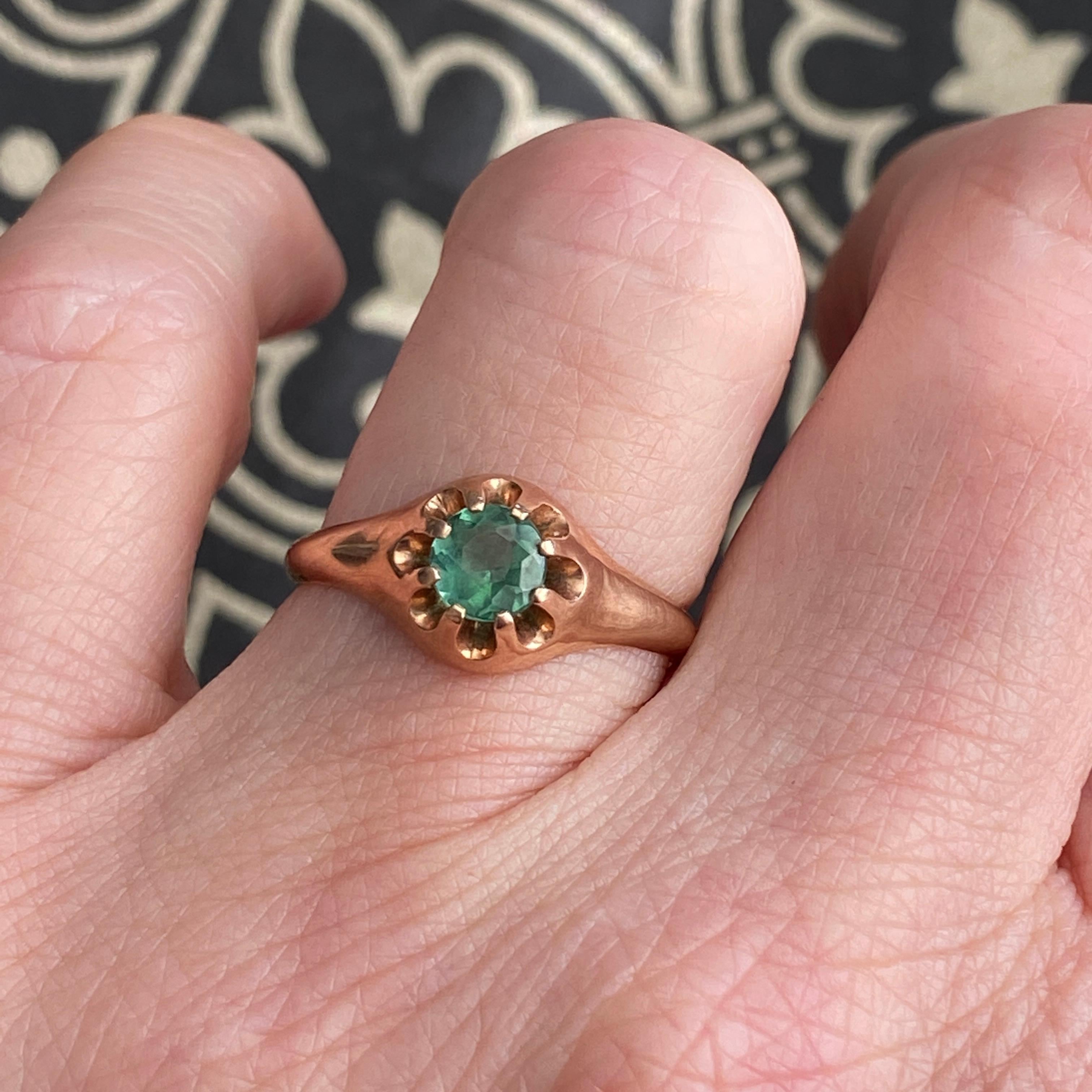 Victorian Vintage 14k Green Tourmaline Solitaire Ring For Sale