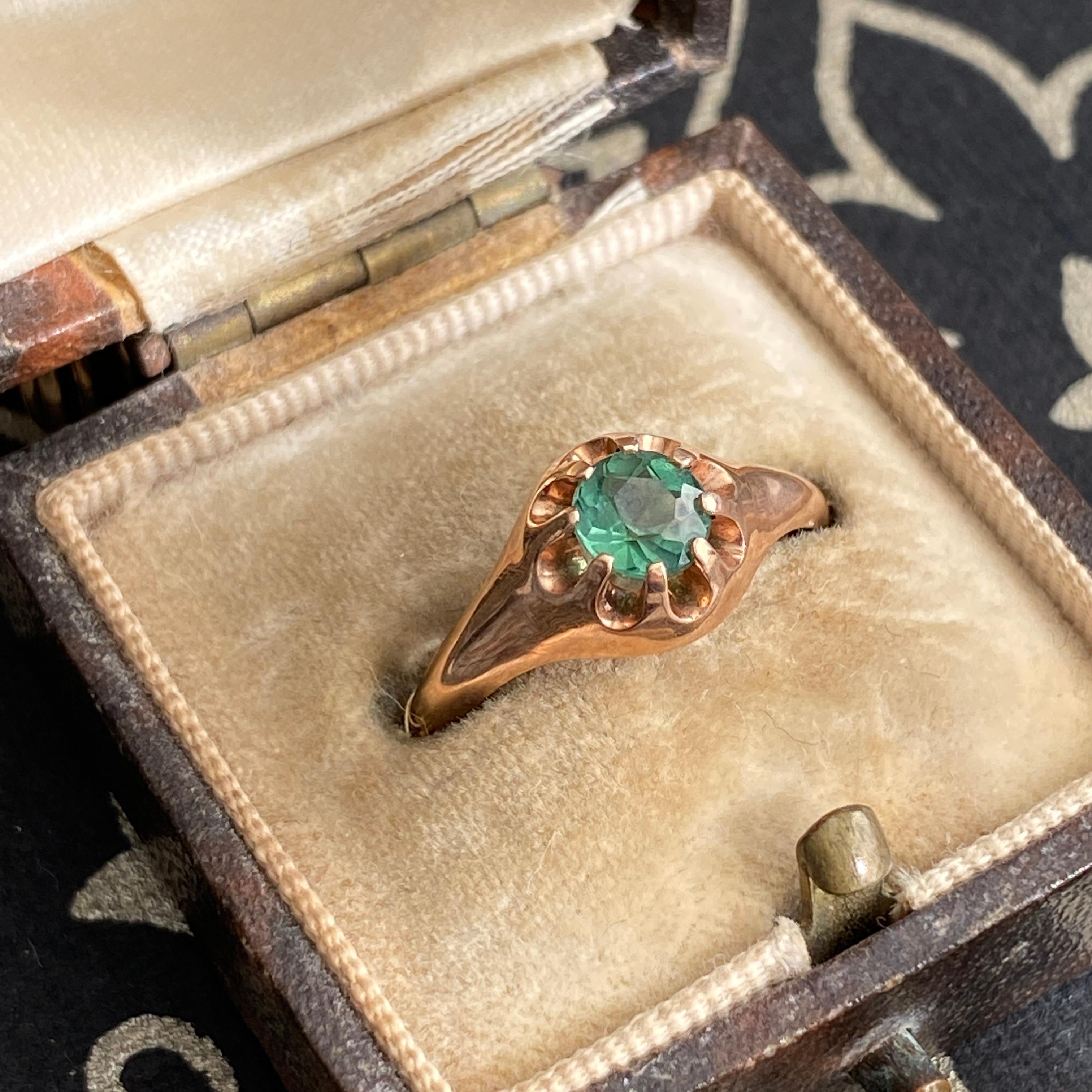 Vintage 14k Green Tourmaline Solitaire Ring In Good Condition For Sale In Scotts Valley, CA