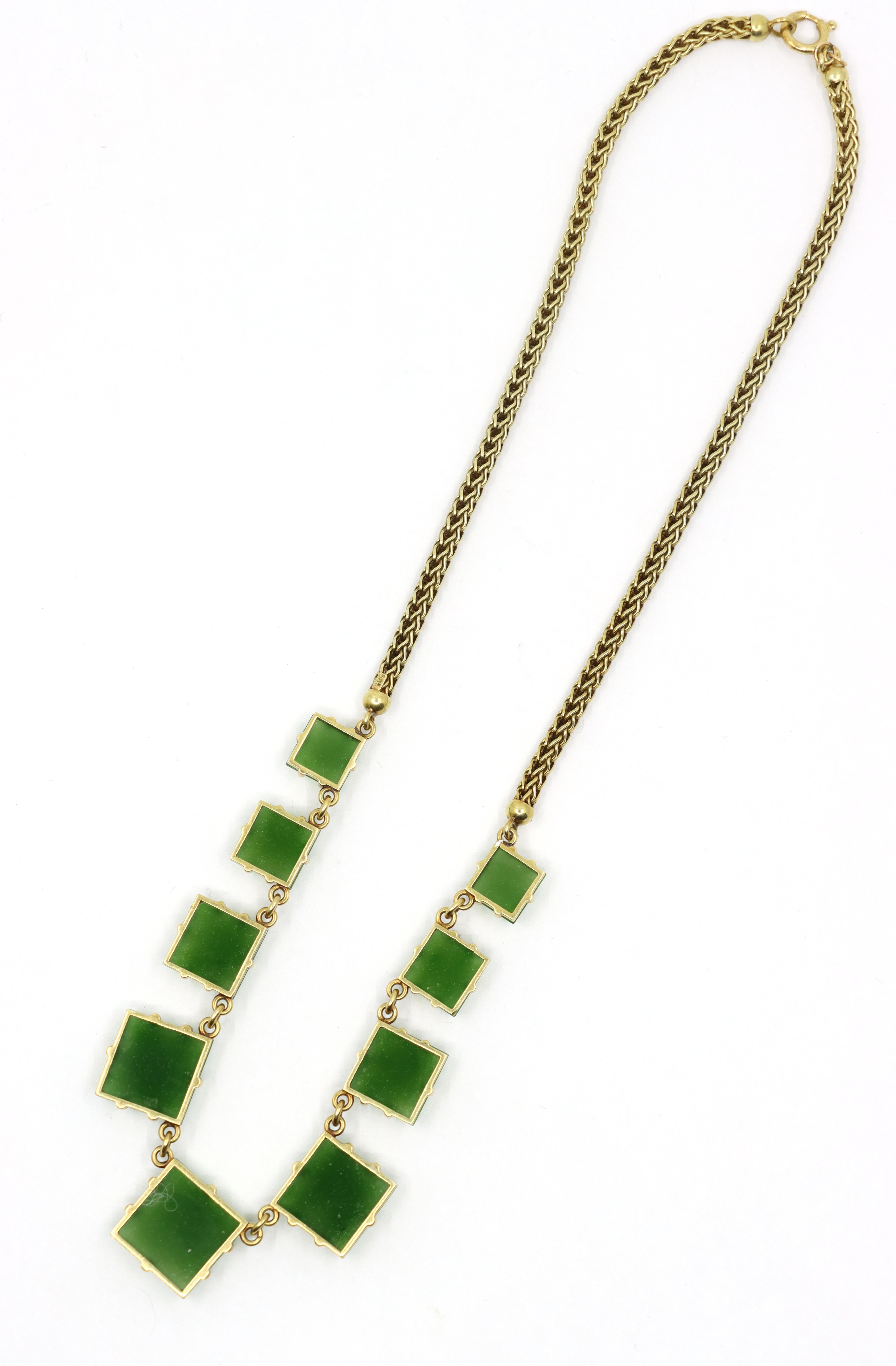 Vintage 14K Nephrite Jade Gold Chain Necklace For Sale 3
