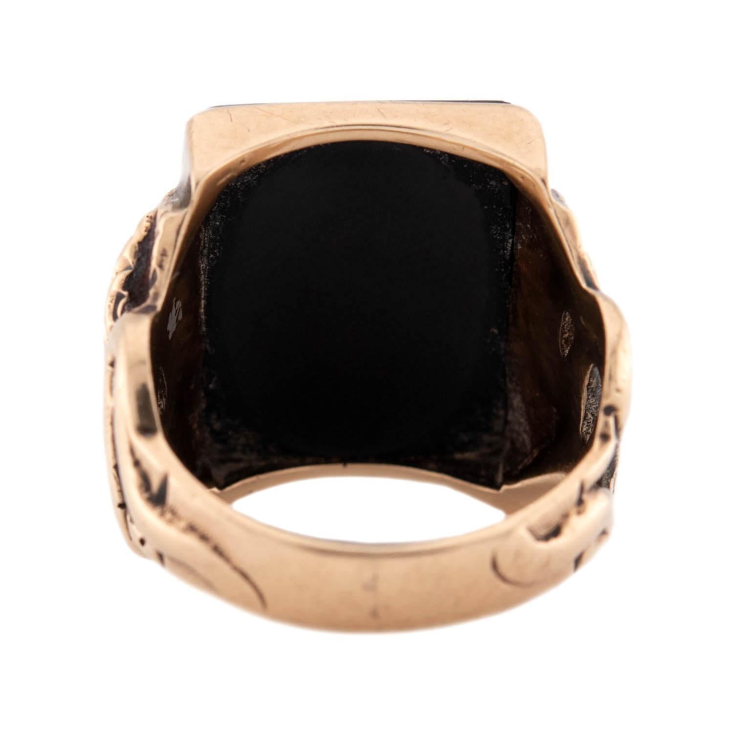 Vintage 14k Onyx Cameo Statement Ring In Good Condition For Sale In Narberth, PA