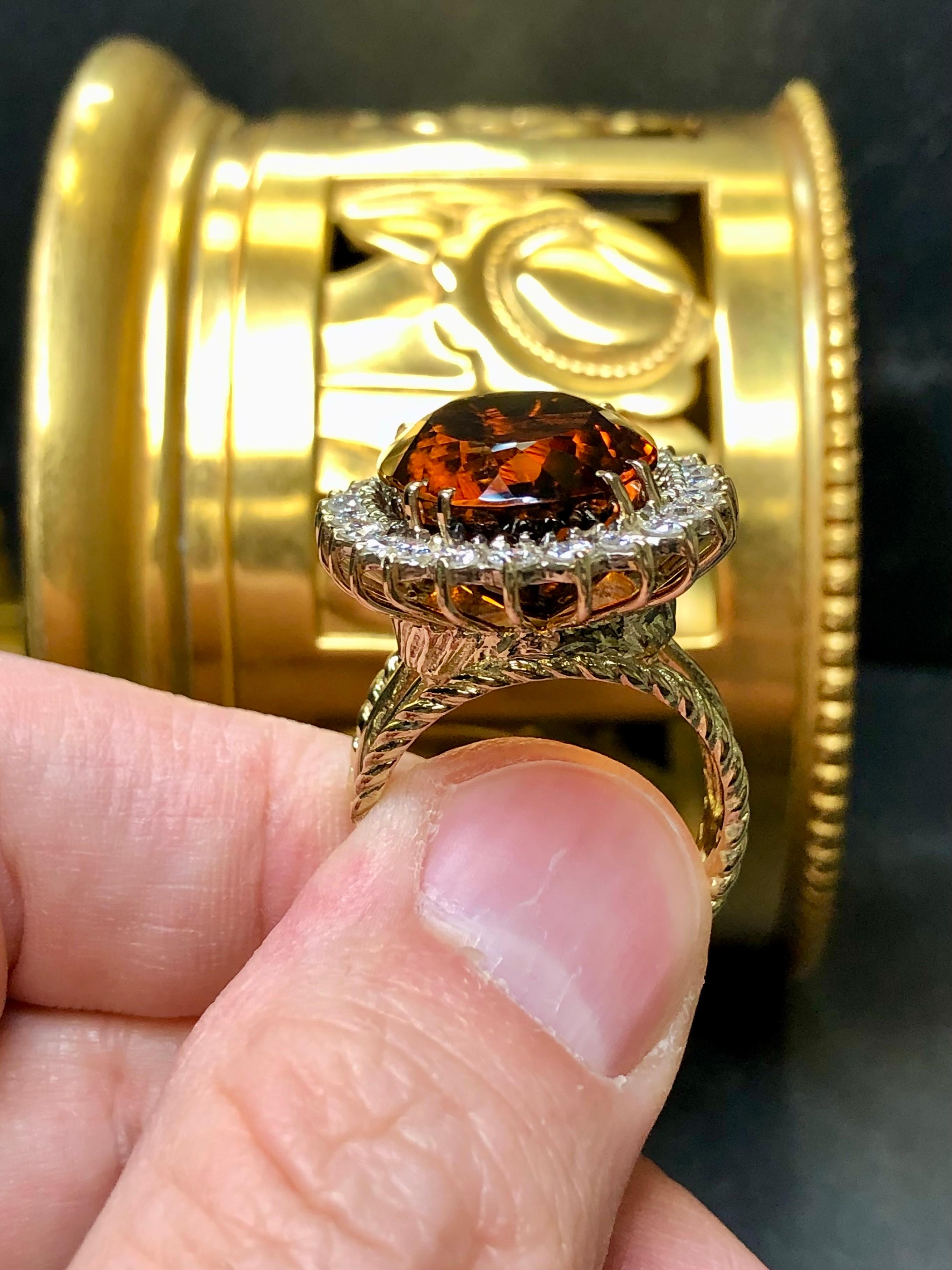 Vintage 14K Oval Madeira Orange Citrine Diamond Cocktail Ring 19.80cttw In Good Condition For Sale In Winter Springs, FL