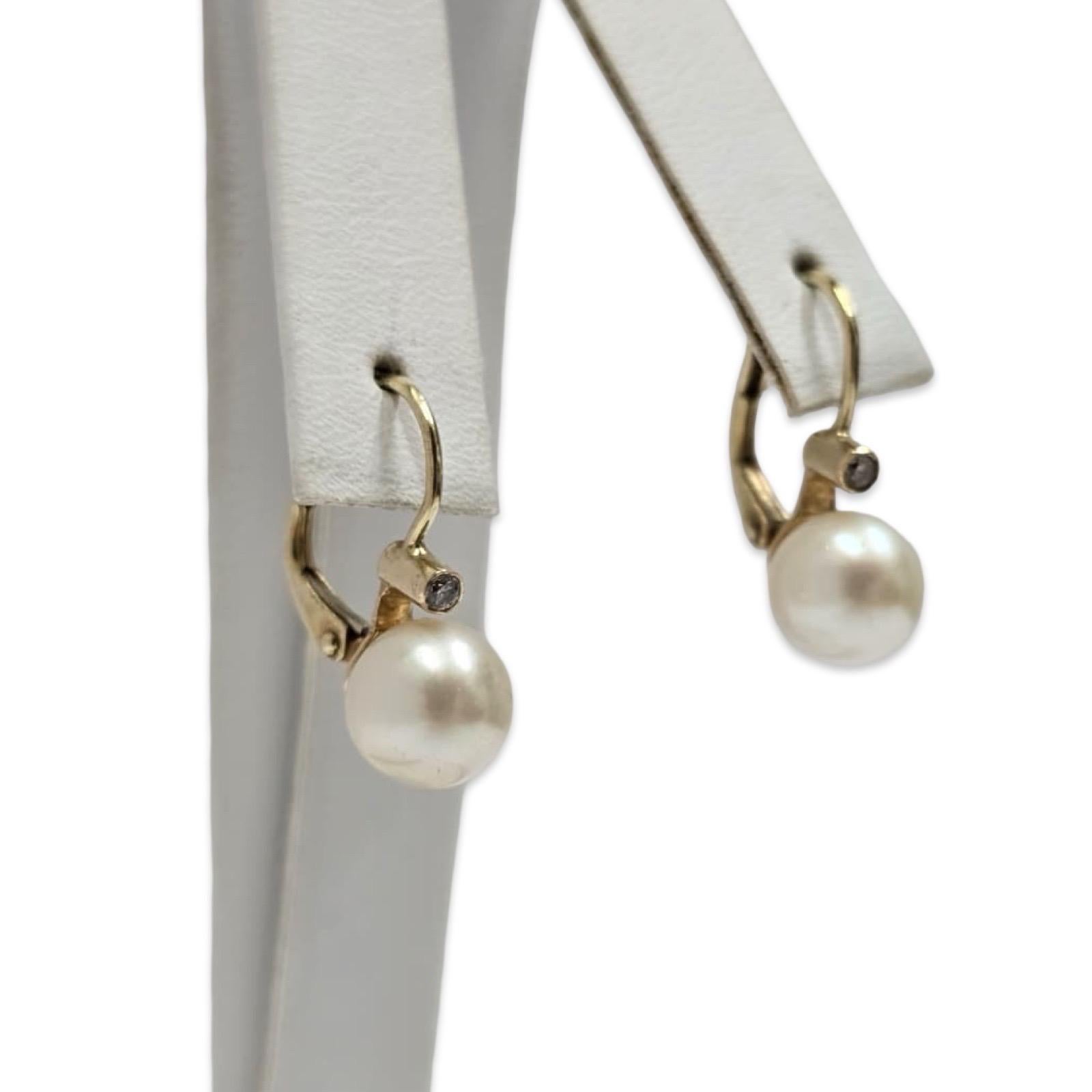 Pendientes Vintage de Perla de 14K con Detalles de Diamantes en venta 2