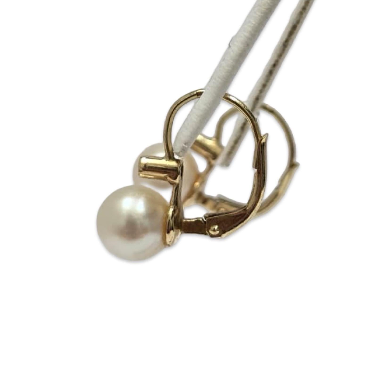 Pendientes Vintage de Perla de 14K con Detalles de Diamantes en venta 3