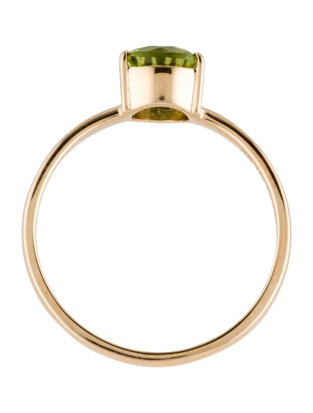 Women's Vintage 14K Peridot Solitaire Cocktail Ring, Size 7 - Green Gemstone Jewelry For Sale