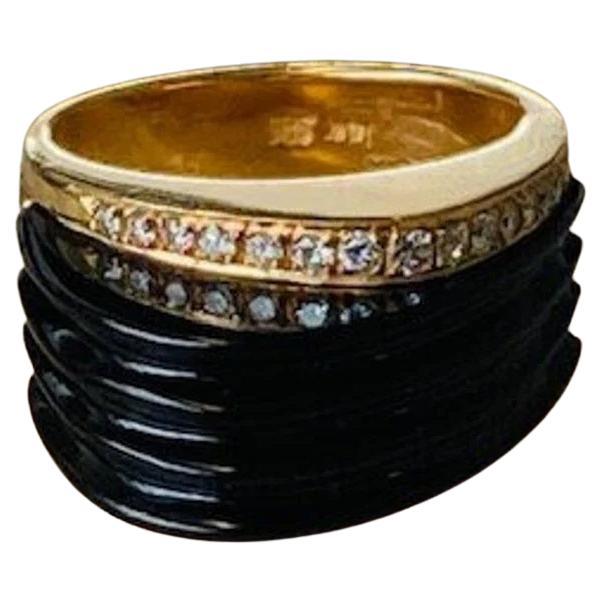 Vintage 14k Ridged Onyx Ring with Diamonds One-of-a-kind For Sale