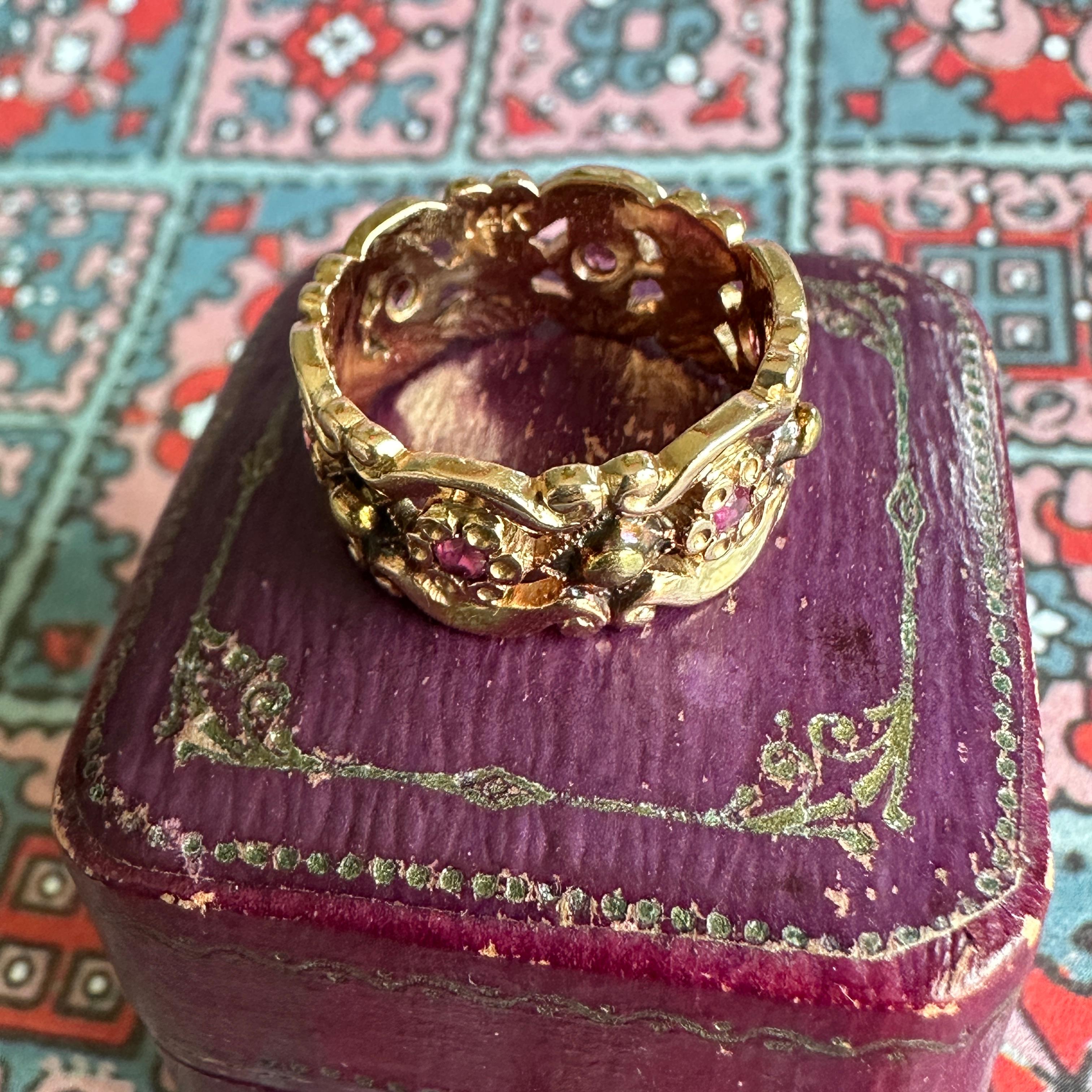 Vintage 14K Rose Gold Ruby Cigar Wedding Band Ring Bon état à Scotts Valley, CA